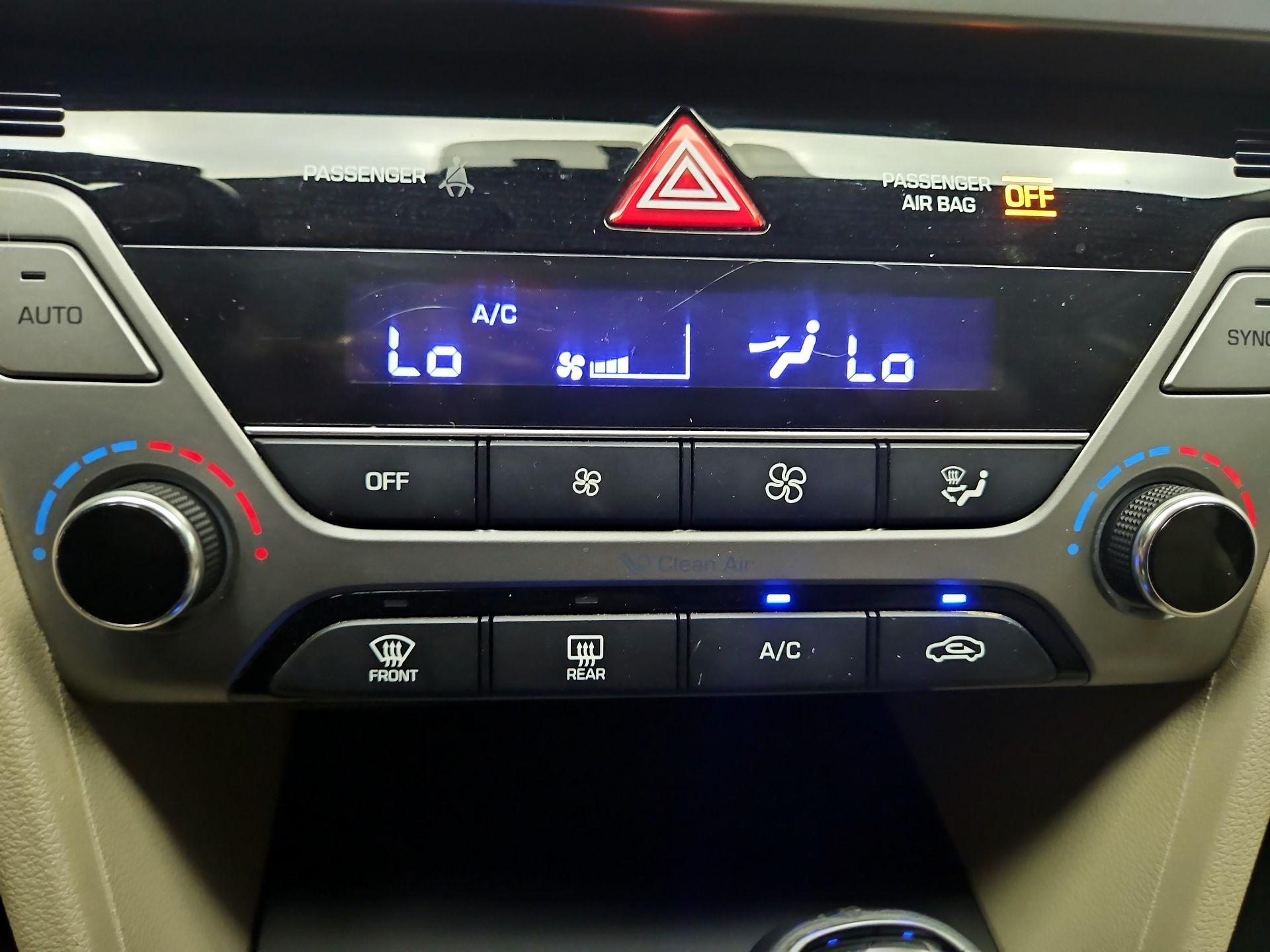 Thumbnail: 2017 Hyundai Elantra - 16