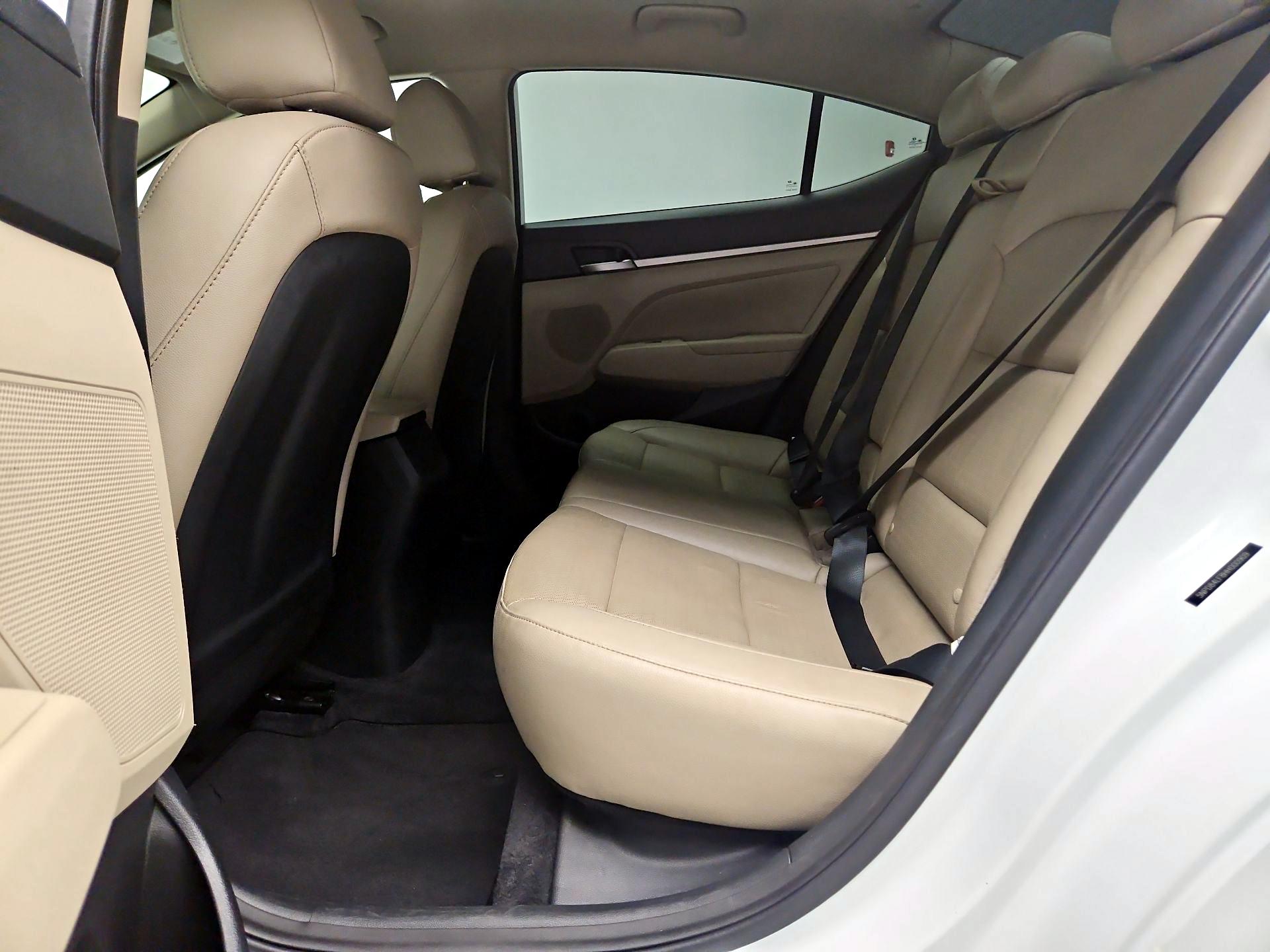 Thumbnail: 2017 Hyundai Elantra - 19