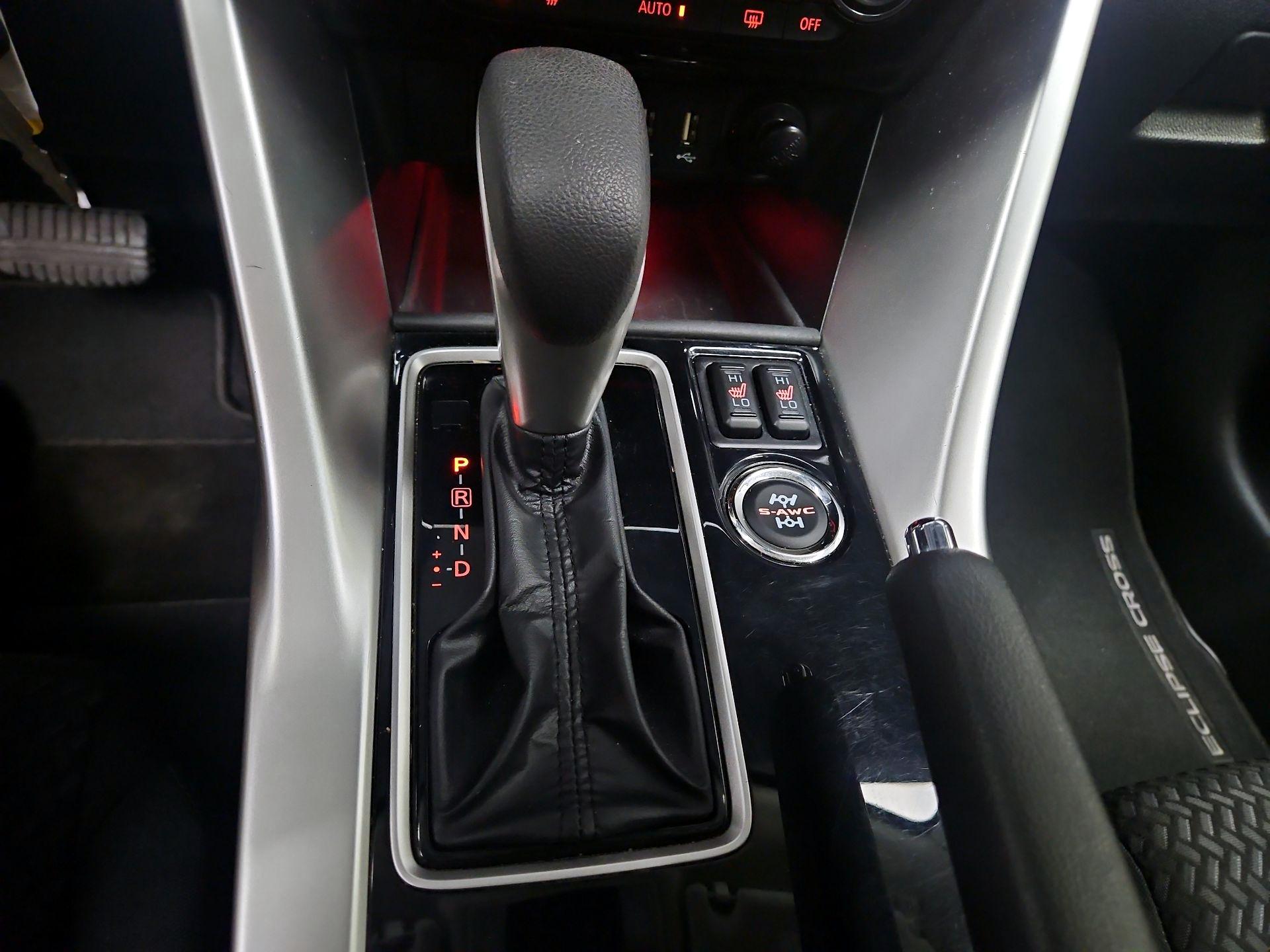 Thumbnail: 2023 Mitsubishi Eclipse Cross - 17