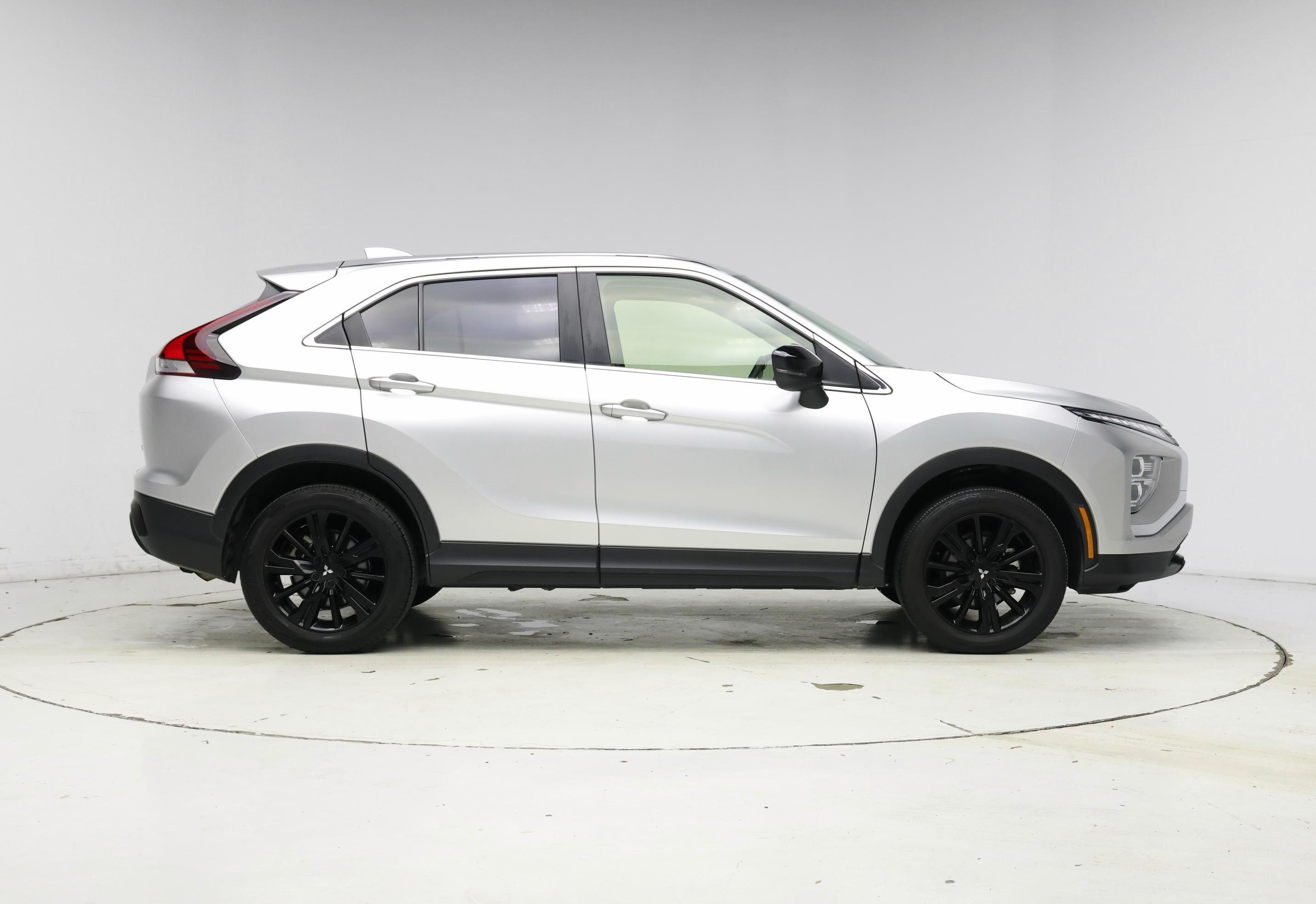Thumbnail: 2023 Mitsubishi Eclipse Cross - 7