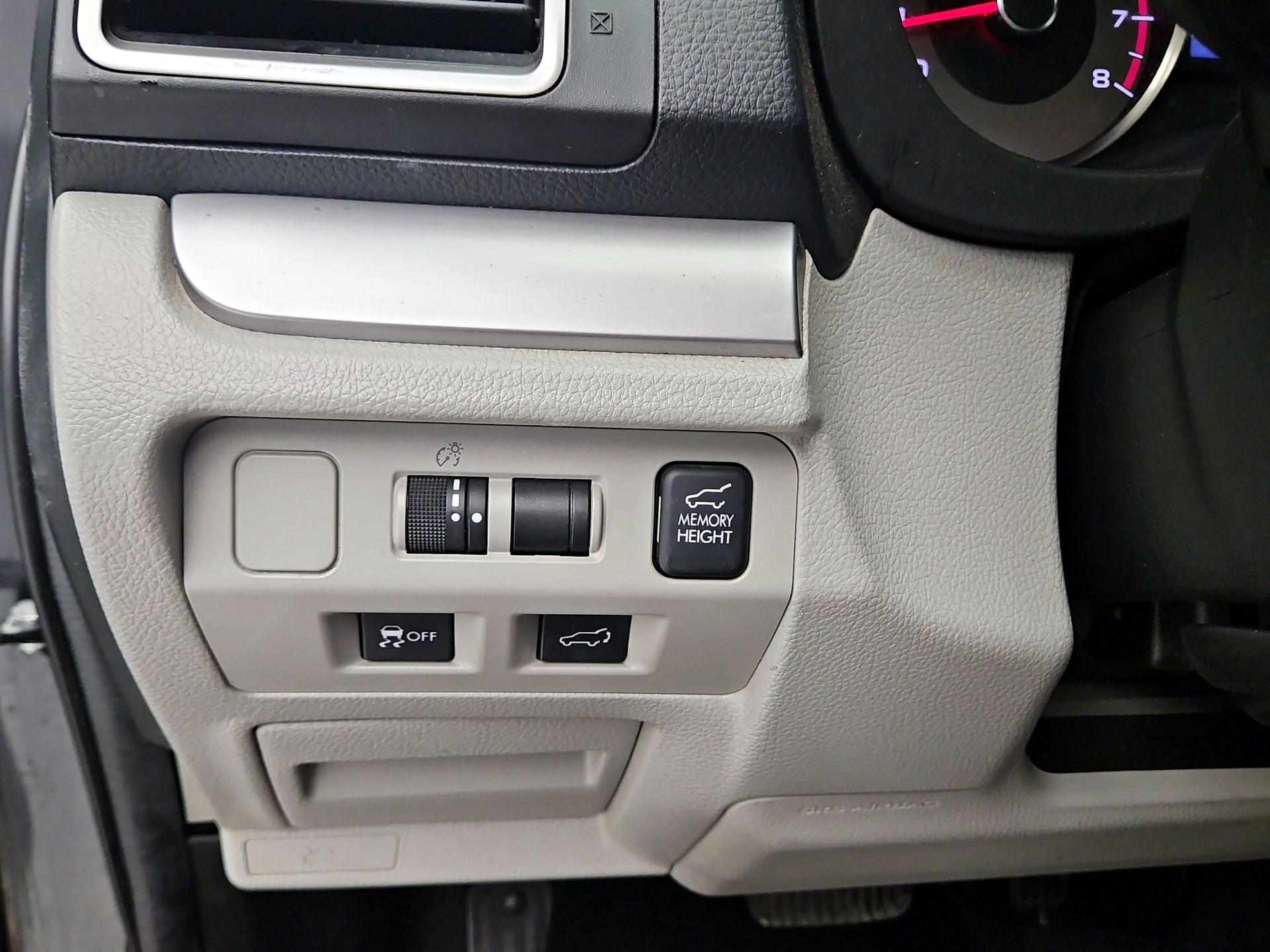 Thumbnail: 2016 Subaru Forester - 13