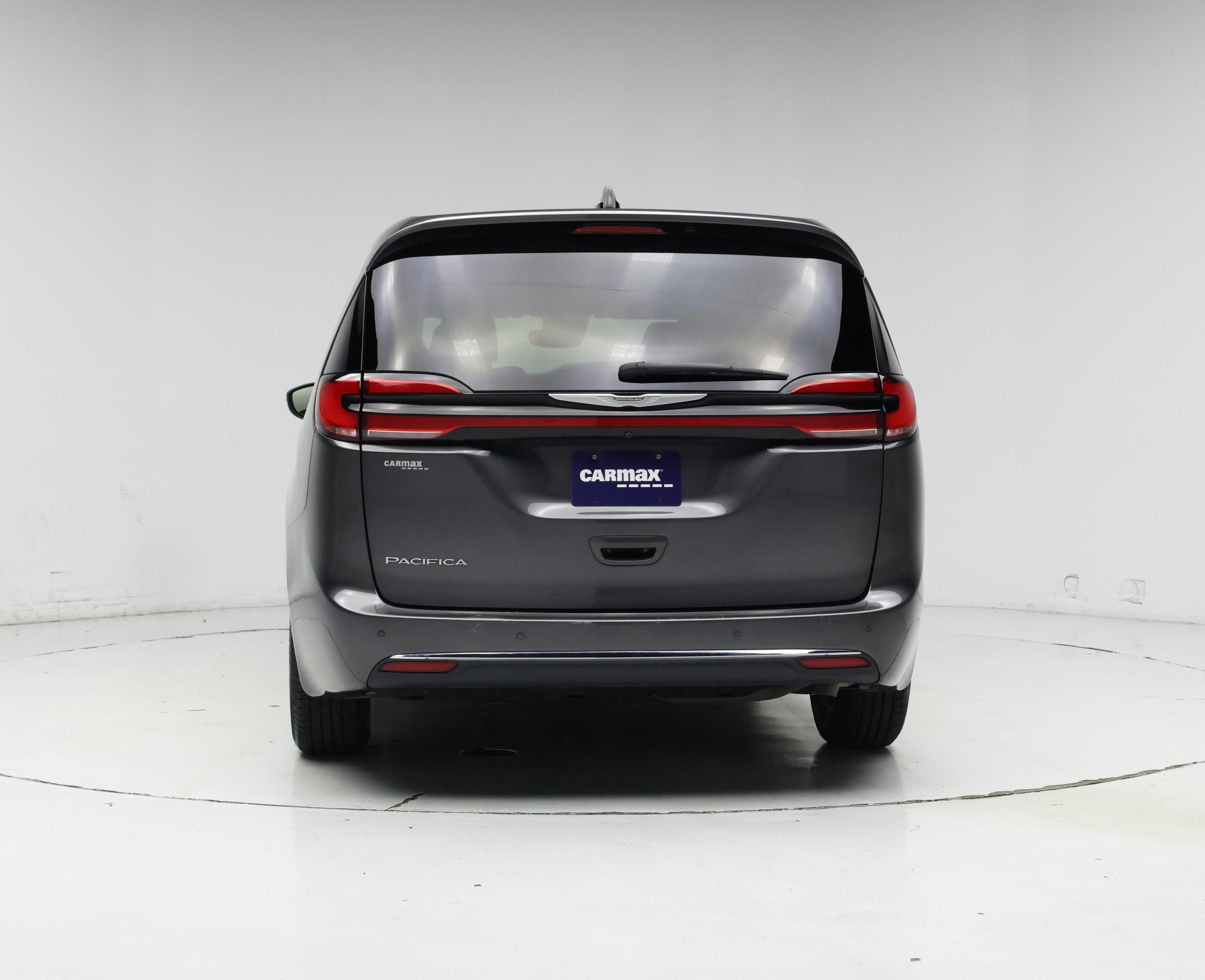 Thumbnail: 2023 Chrysler Pacifica - 6