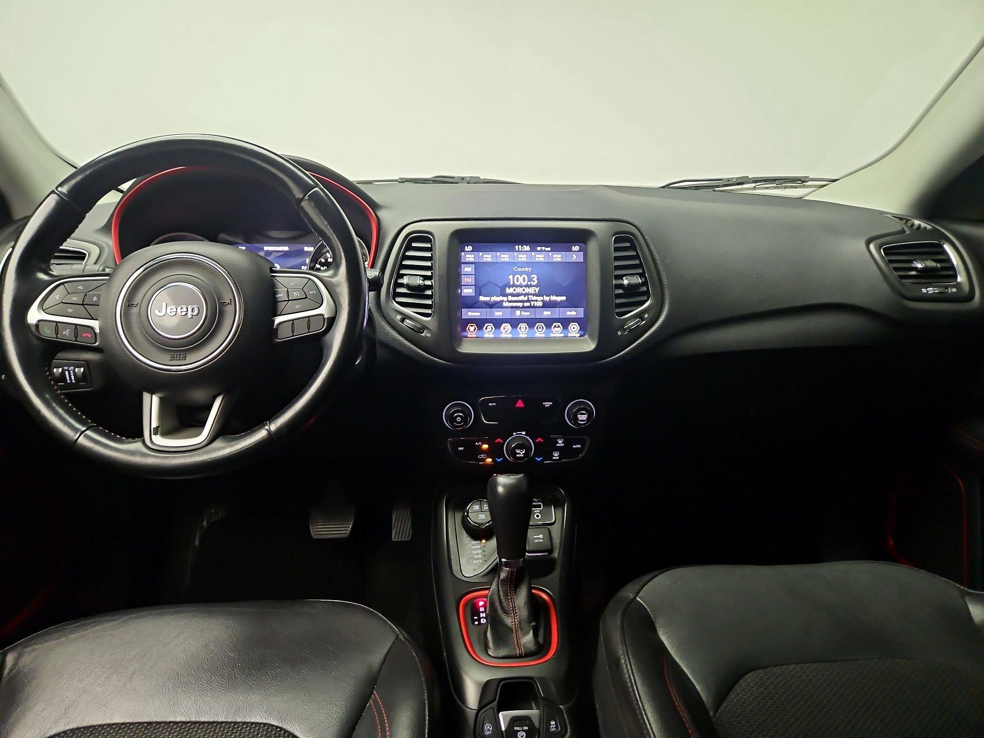Thumbnail: 2020 Jeep Compass - 9
