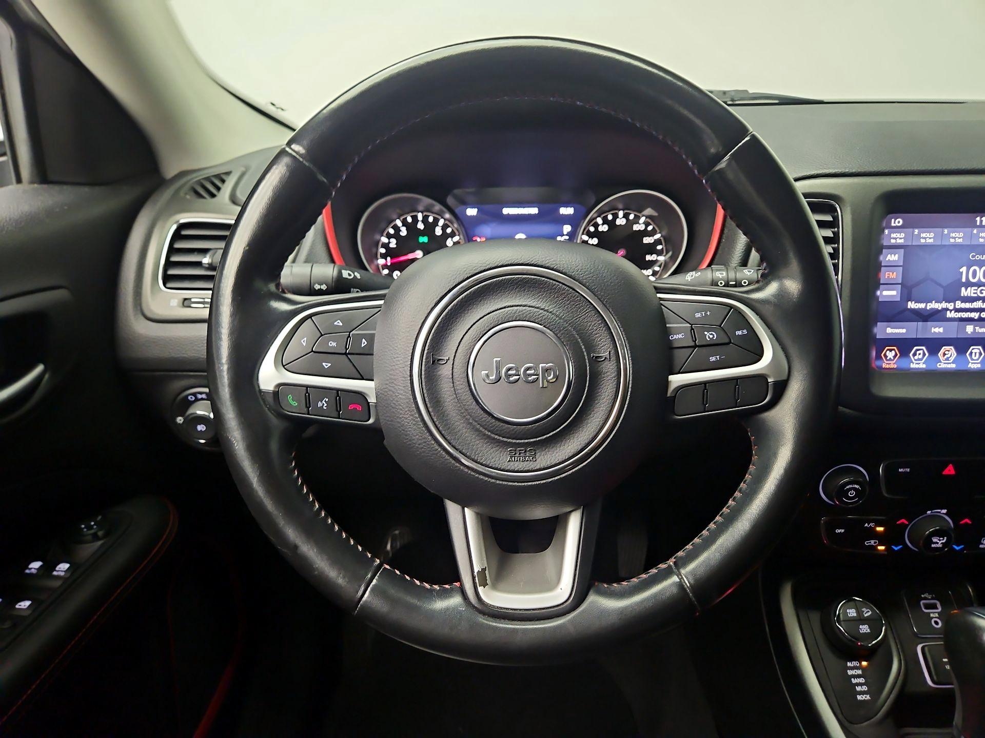 Thumbnail: 2020 Jeep Compass - 10
