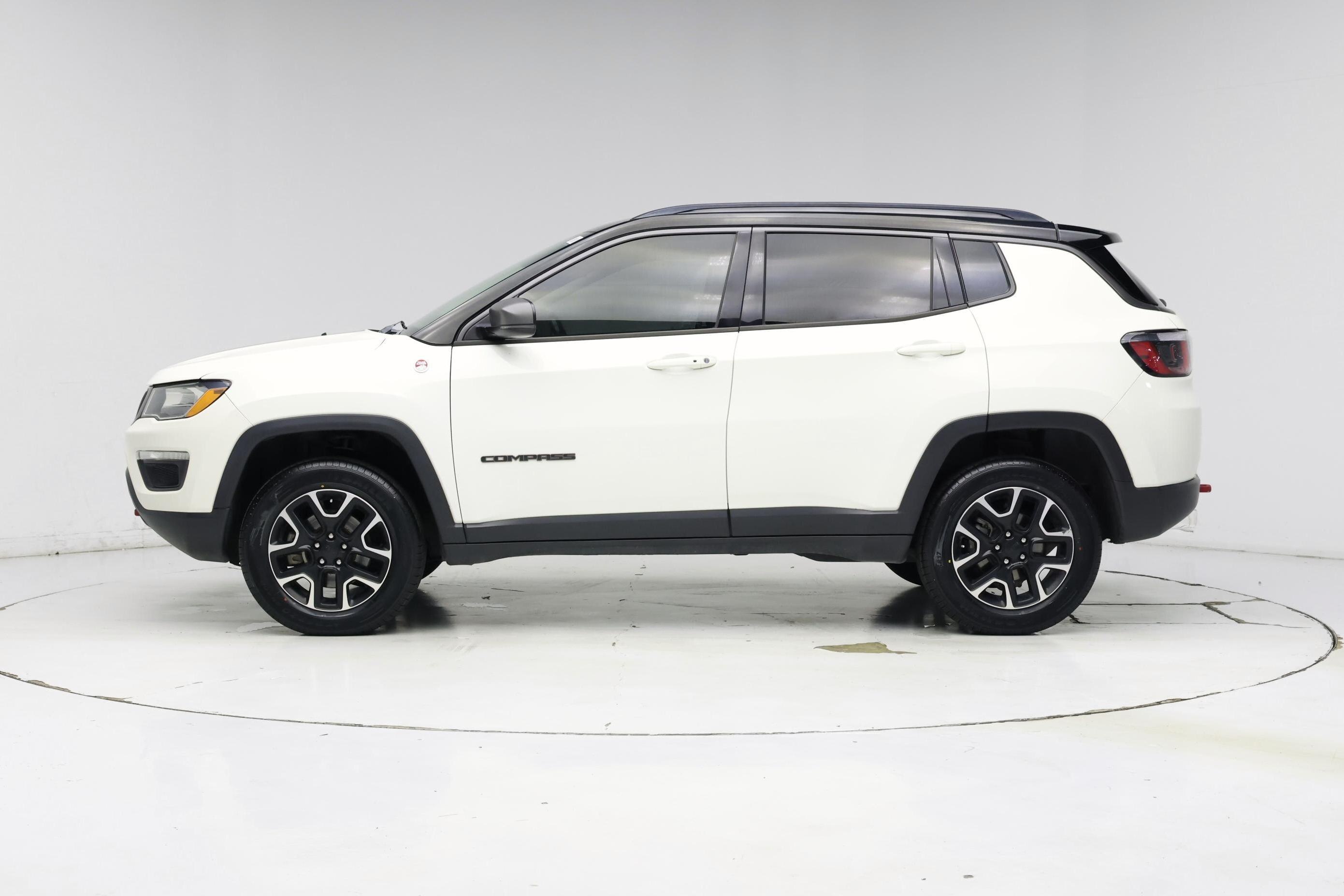 Thumbnail: 2020 Jeep Compass - 3
