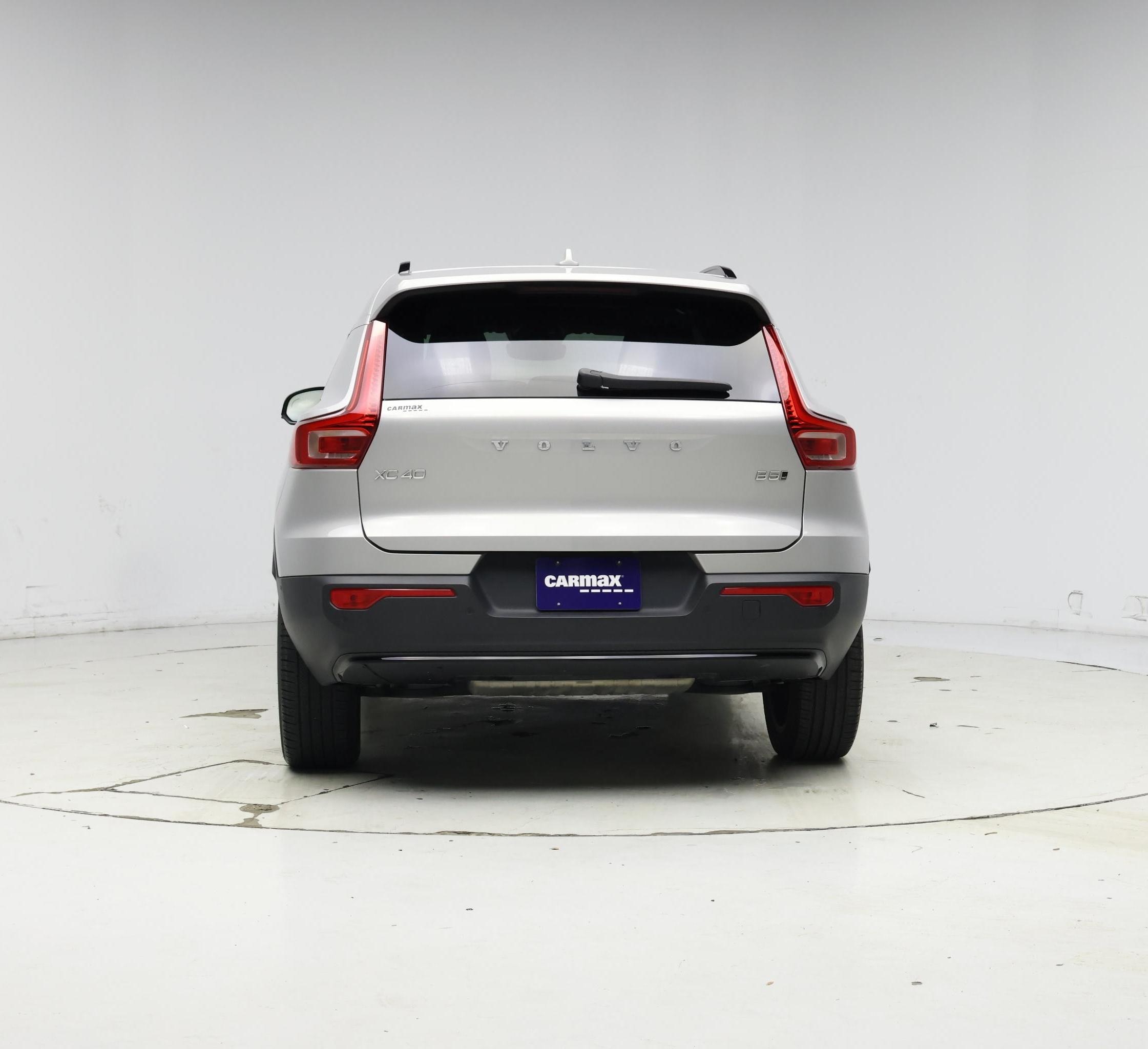 Thumbnail: 2023 Volvo XC40 - 6