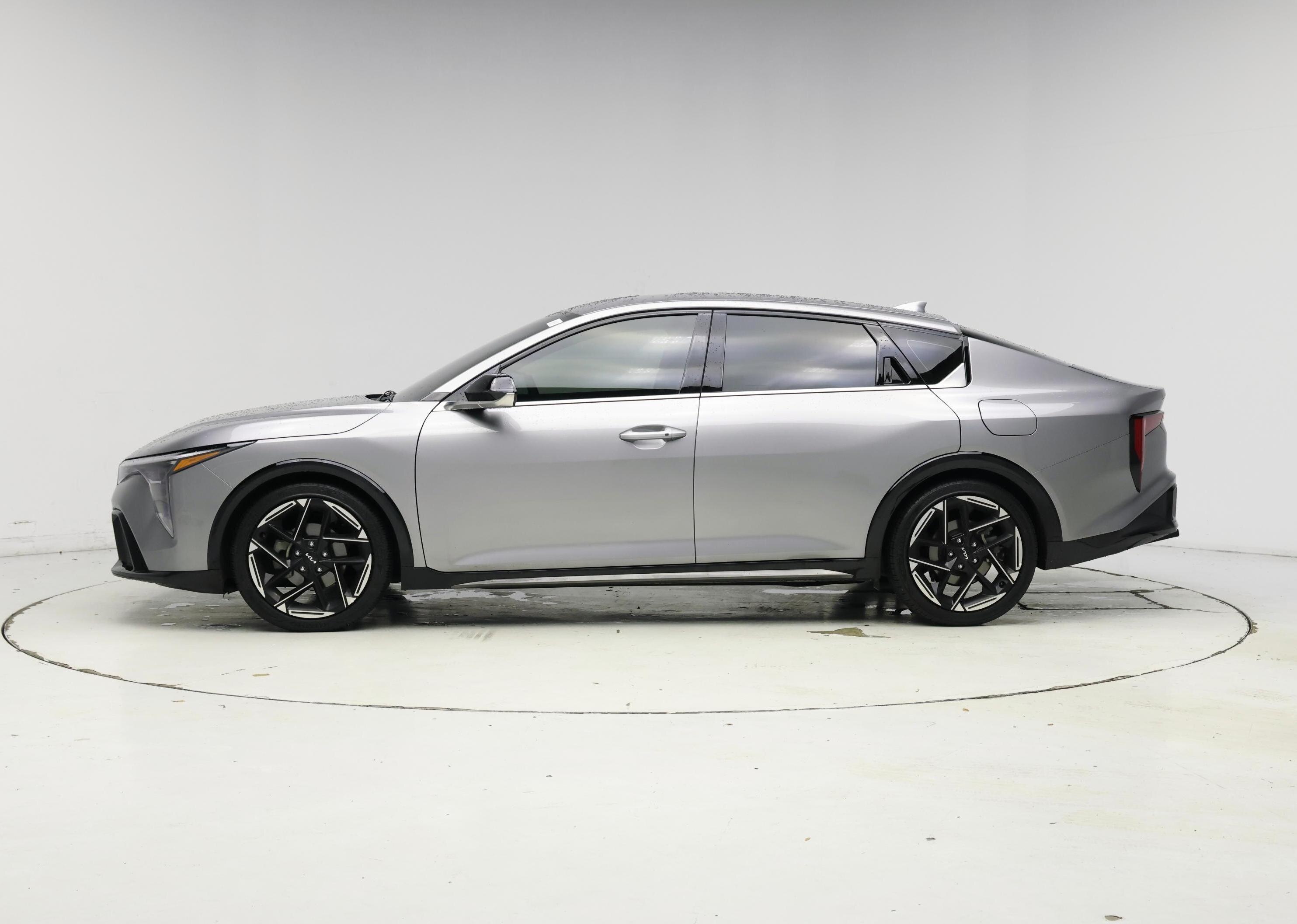 Thumbnail: 2025 Kia K4 - 3