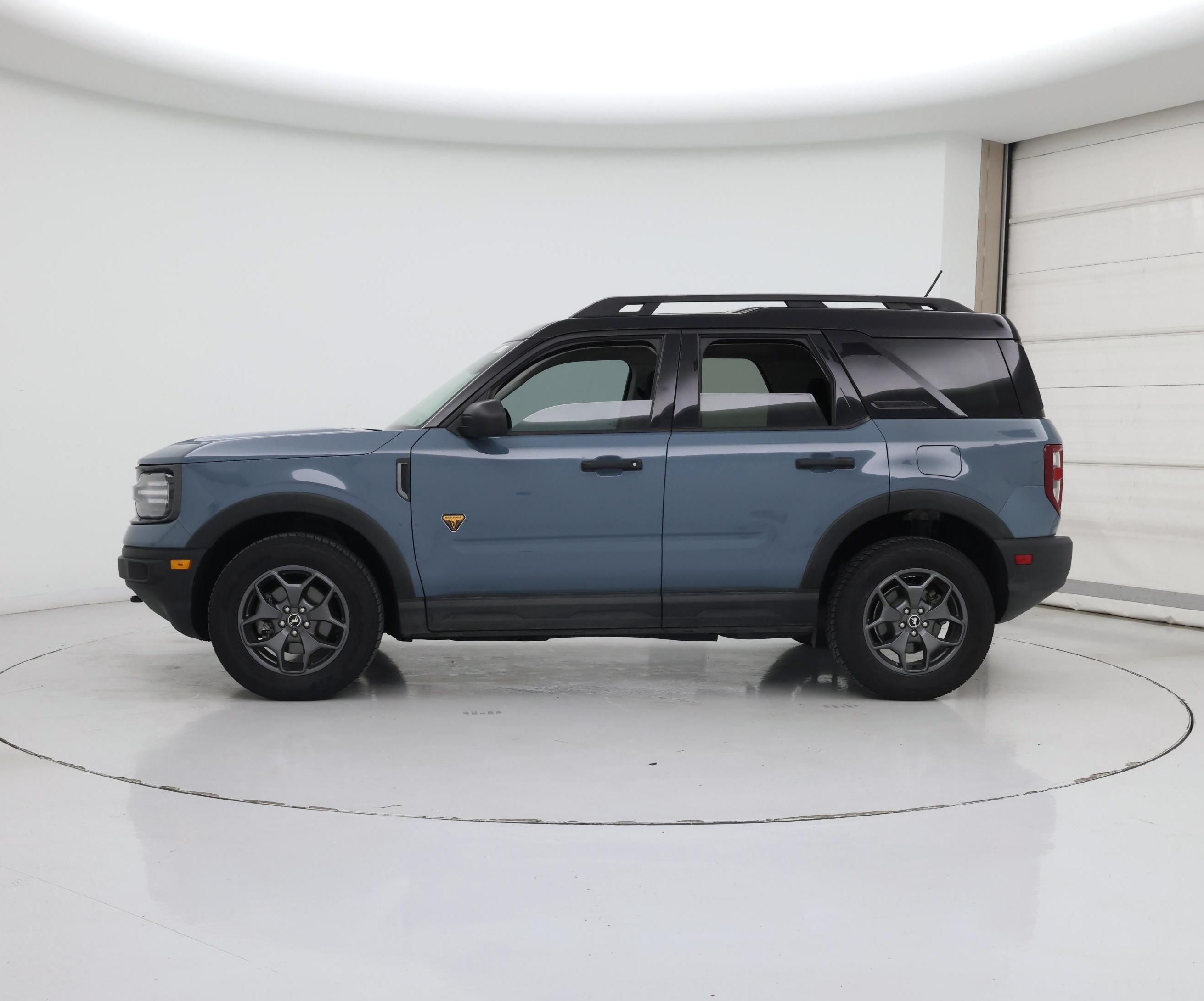 Thumbnail: 2021 Ford Bronco Sport - 3