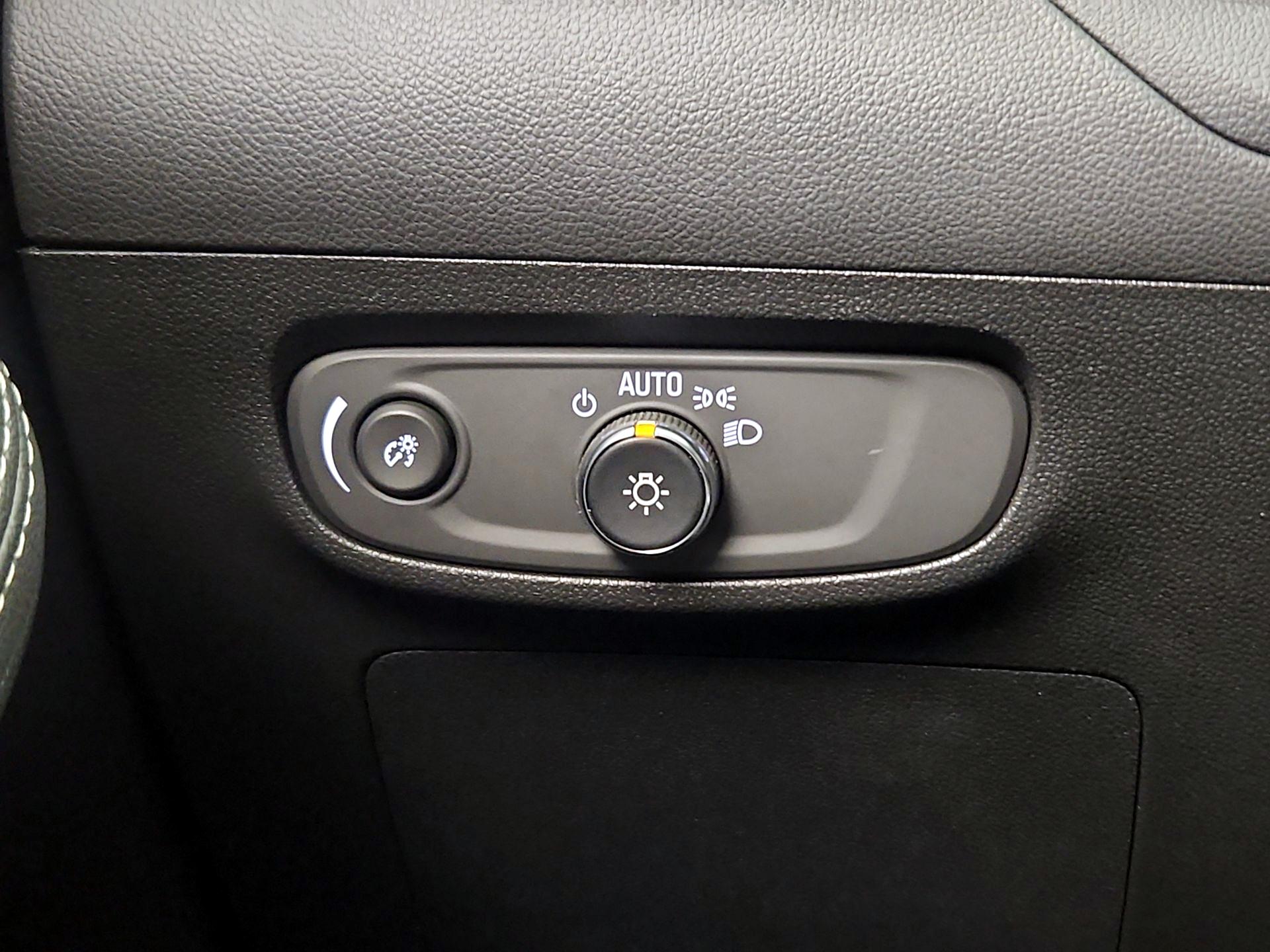 Thumbnail: 2025 Buick Encore GX - 13