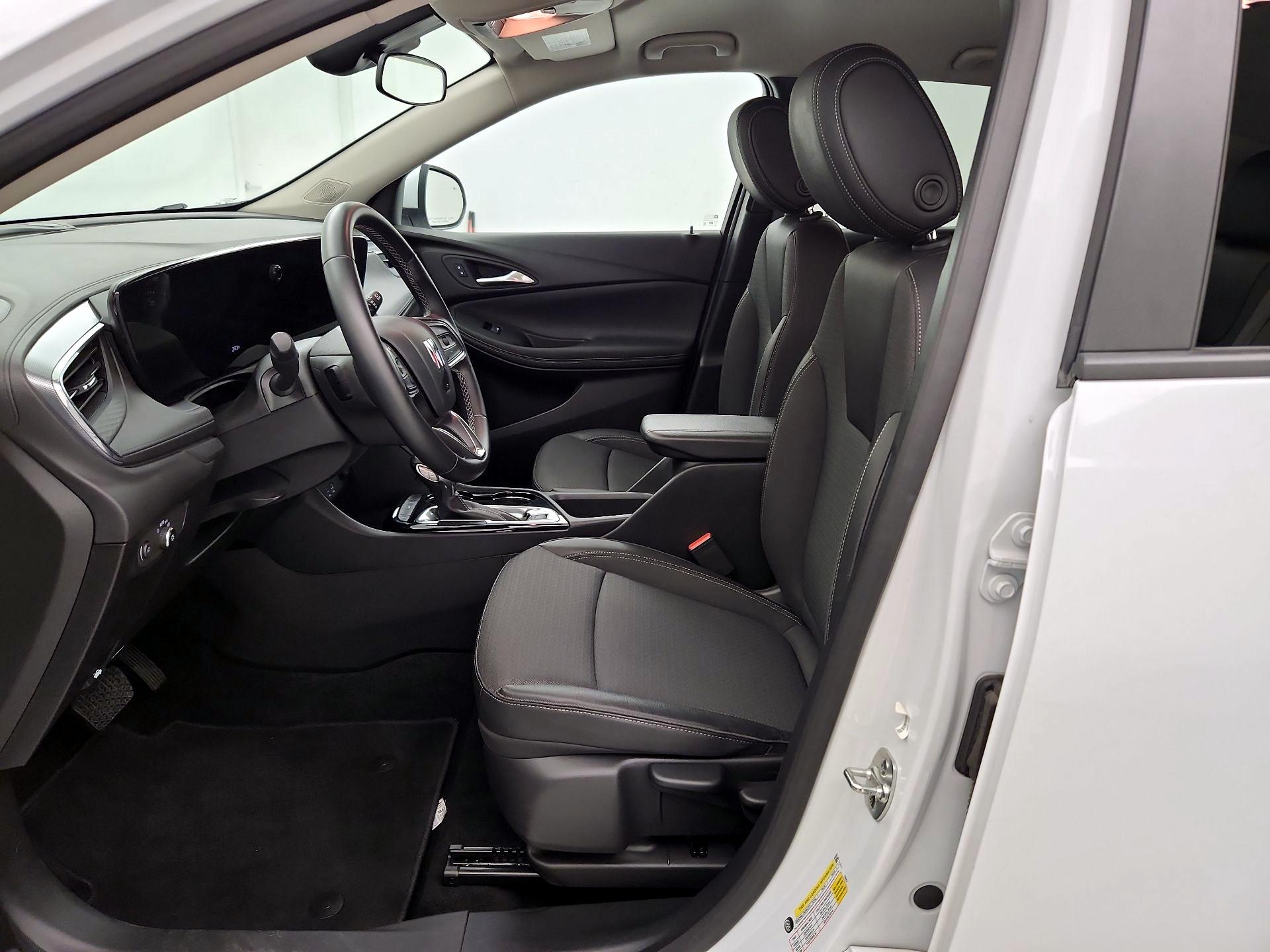 Thumbnail: 2025 Buick Encore GX - 11