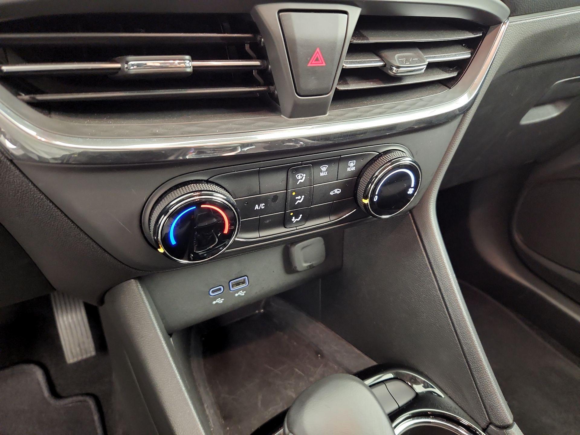 Thumbnail: 2025 Buick Encore GX - 16