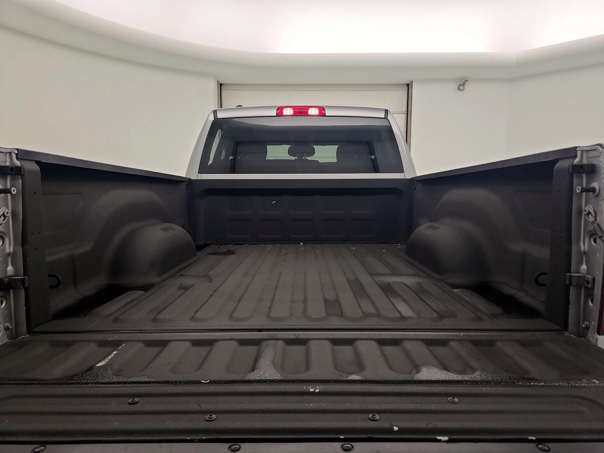 Thumbnail: 2022 RAM 1500 Classic - 19