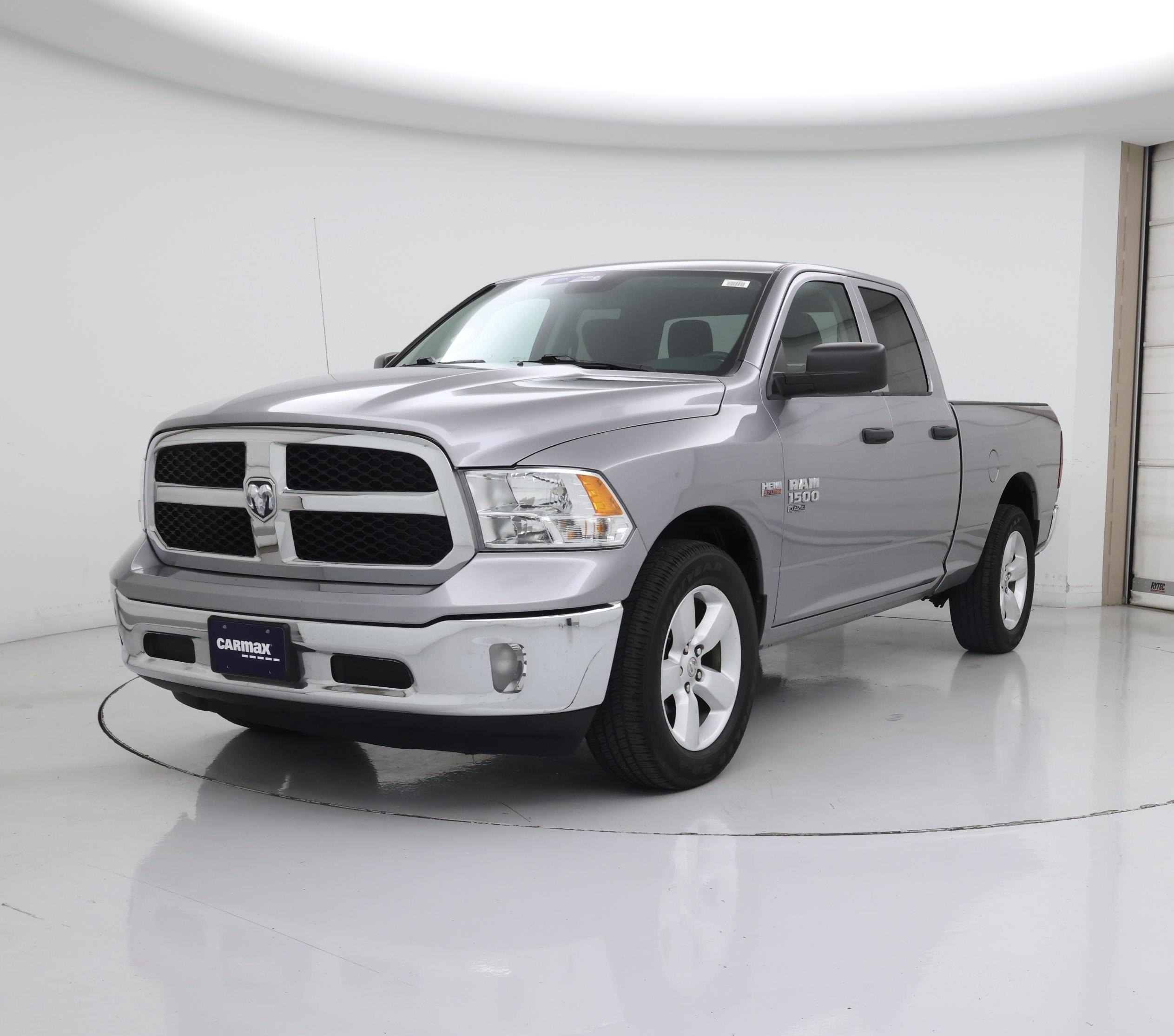 Thumbnail: 2022 RAM 1500 Classic - 4