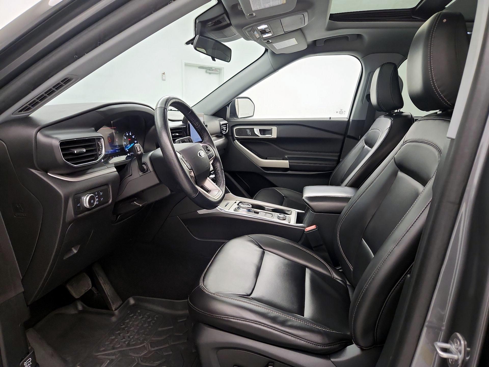 Thumbnail: 2021 Ford Explorer - 11