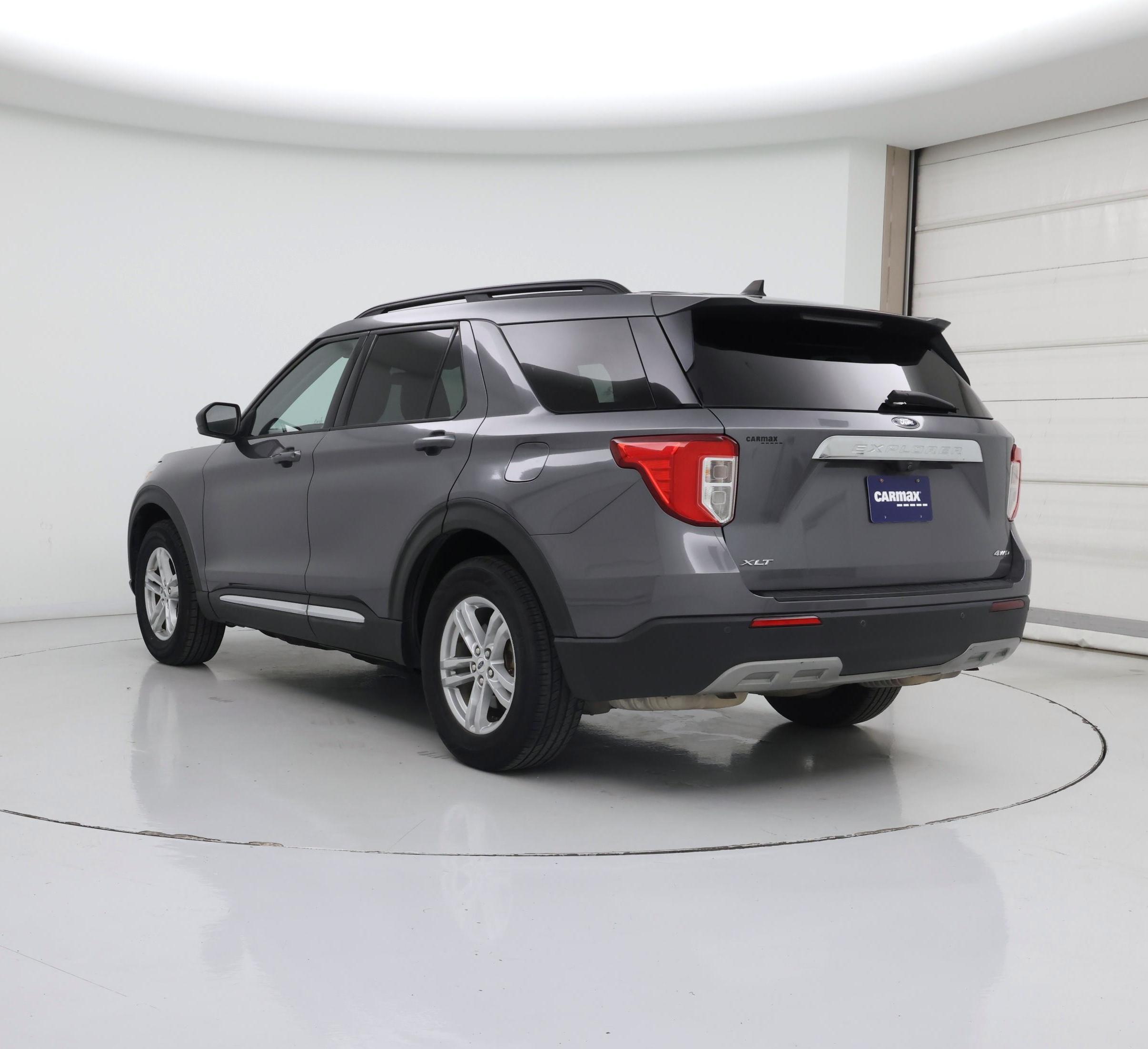 Thumbnail: 2021 Ford Explorer - 2