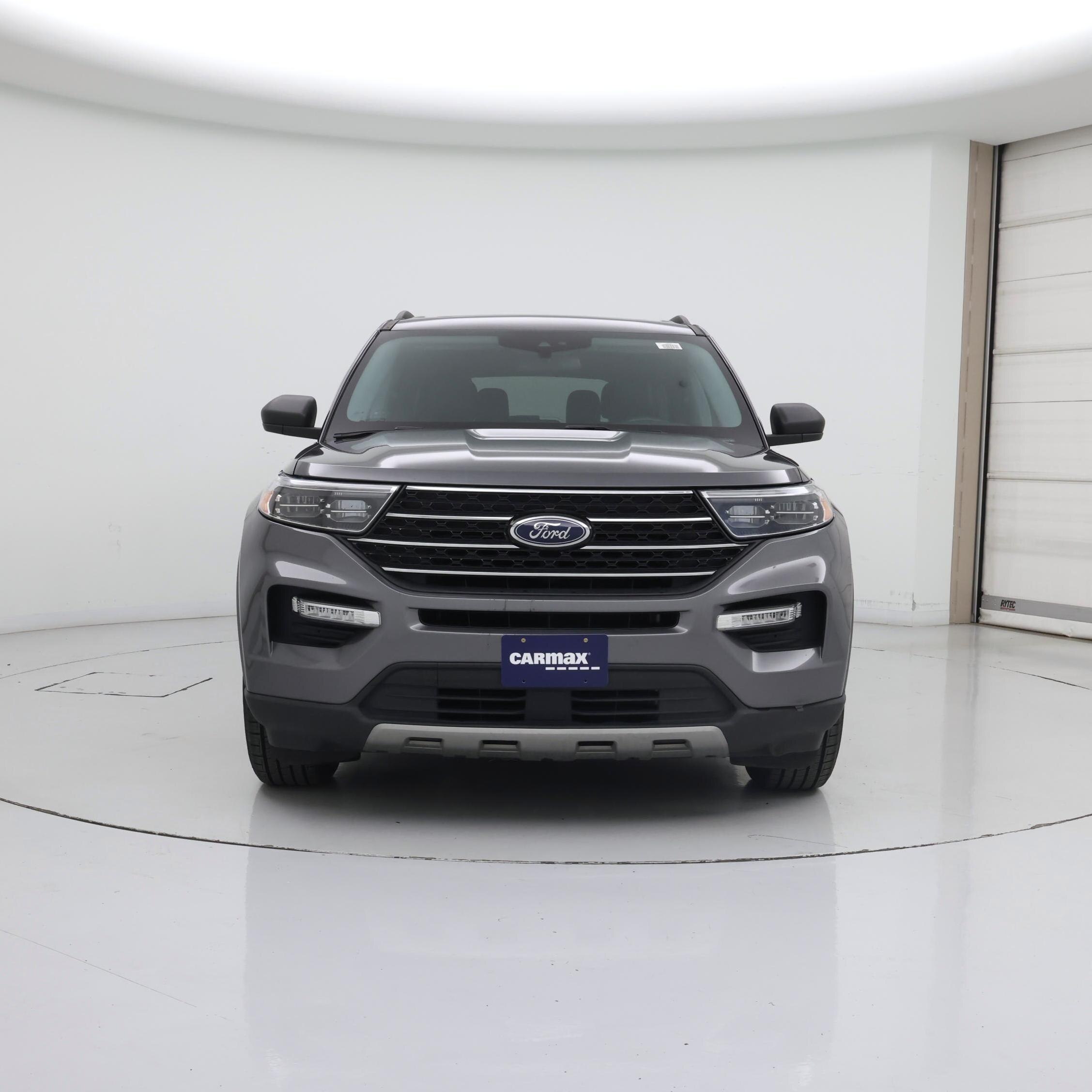 Thumbnail: 2021 Ford Explorer - 5