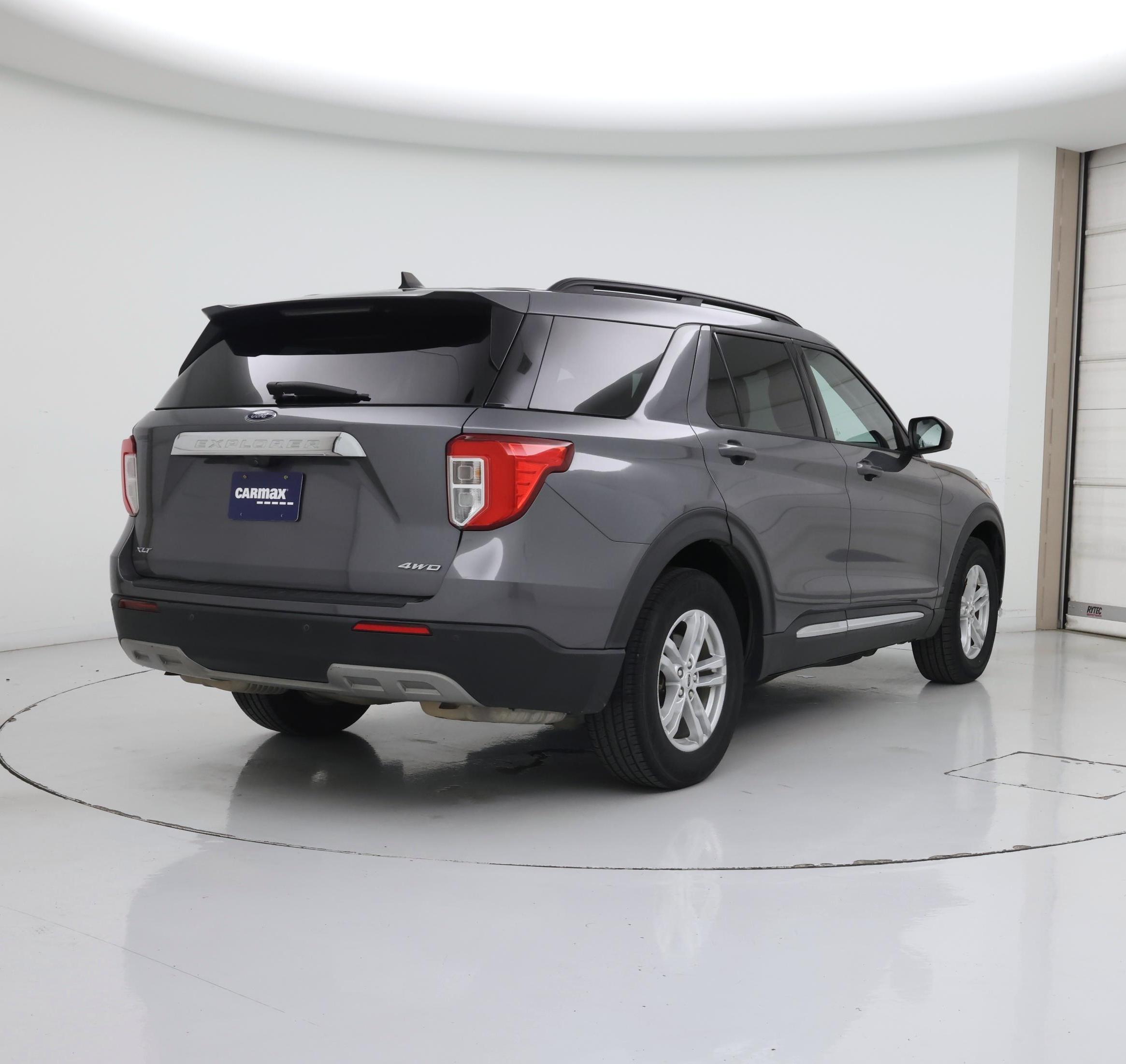 Thumbnail: 2021 Ford Explorer - 8