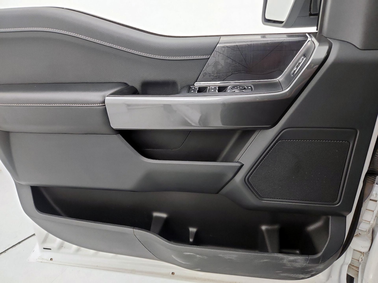 2023 Ford F-150 XLT - Photo 13