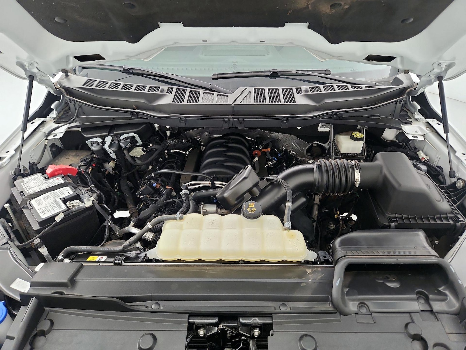 2023 Ford F-150 XLT - Photo 23