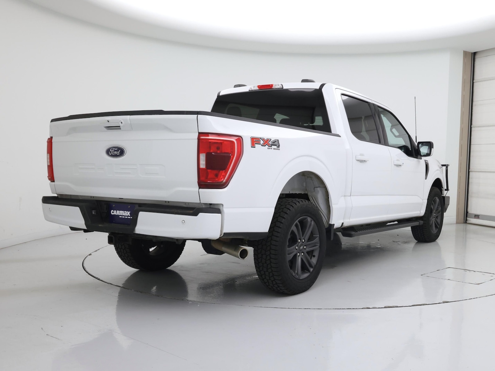 2023 Ford F-150 XLT - Photo 9
