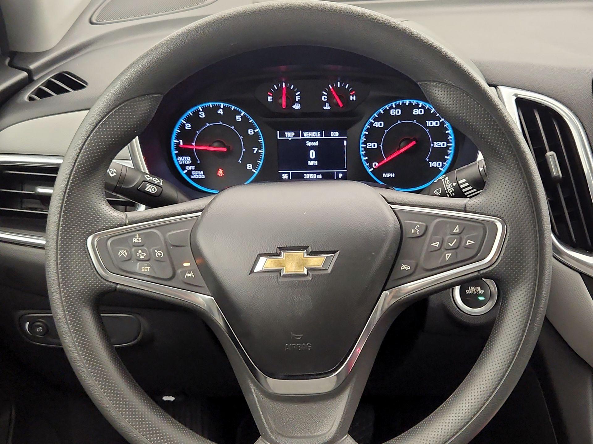 Thumbnail: 2021 Chevrolet Equinox - 10