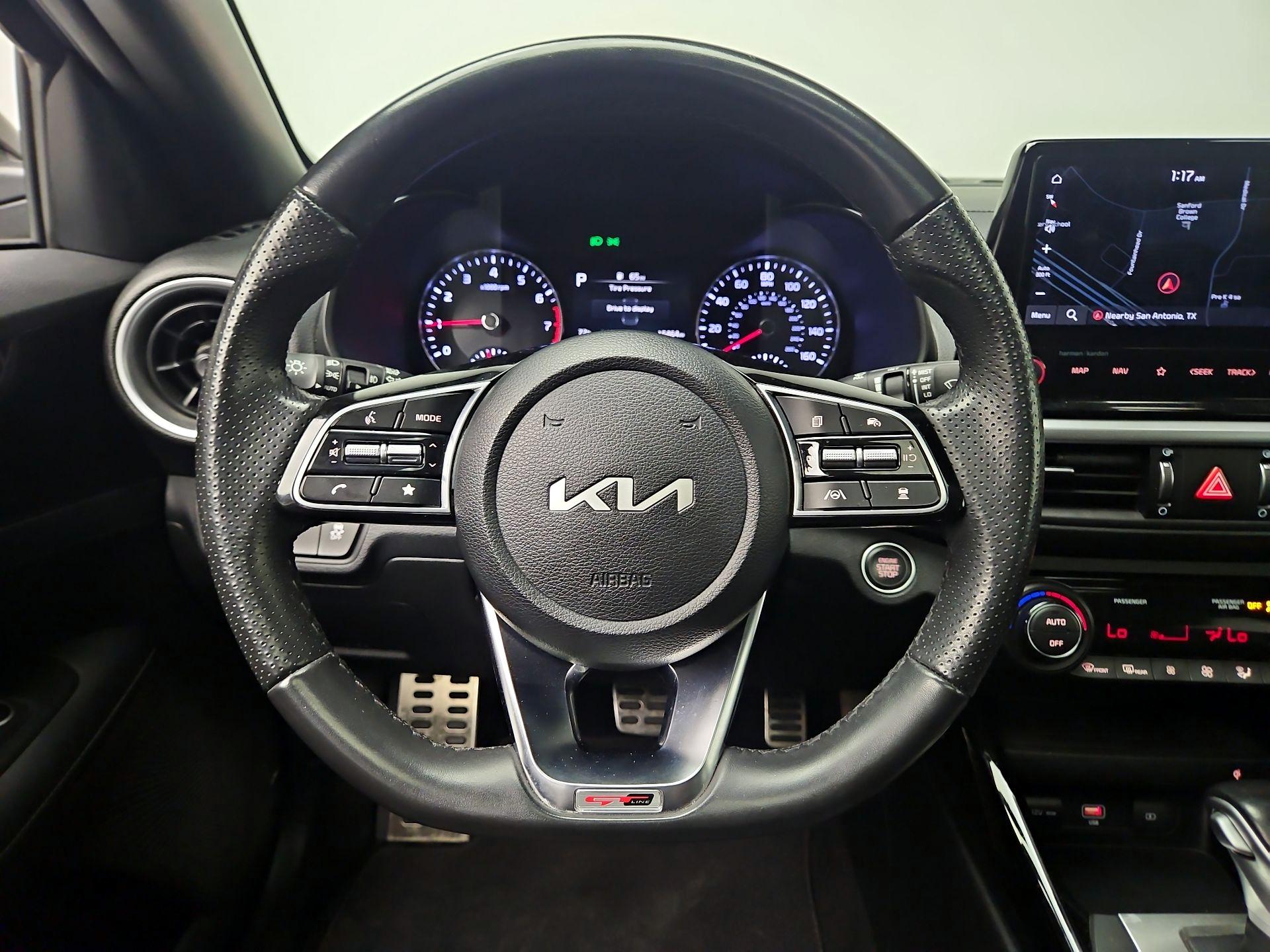 Thumbnail: 2024 Kia Forte - 10