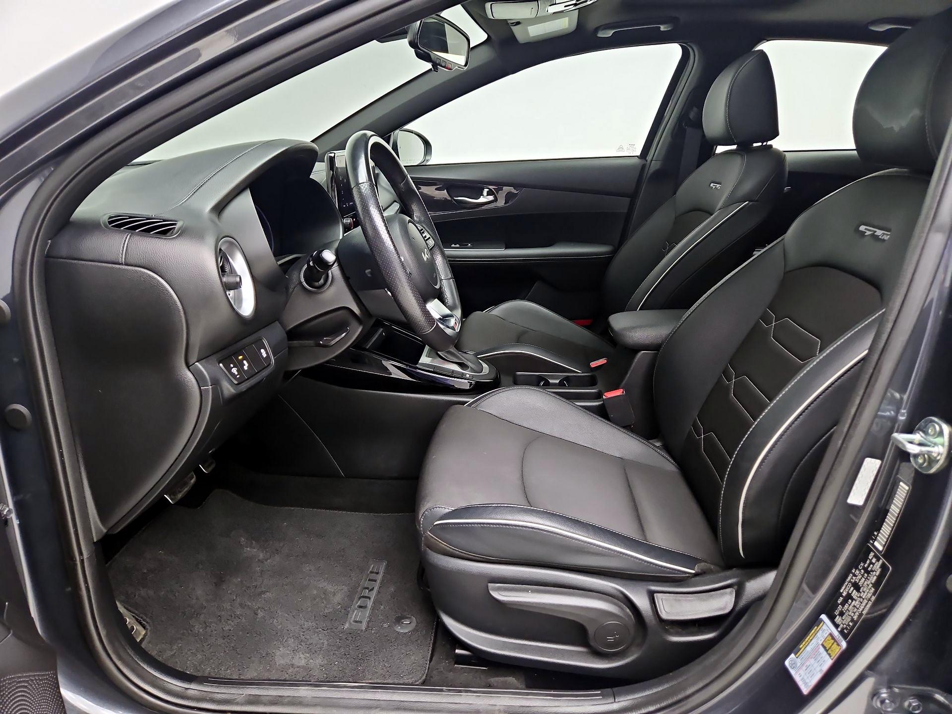 Thumbnail: 2024 Kia Forte - 11