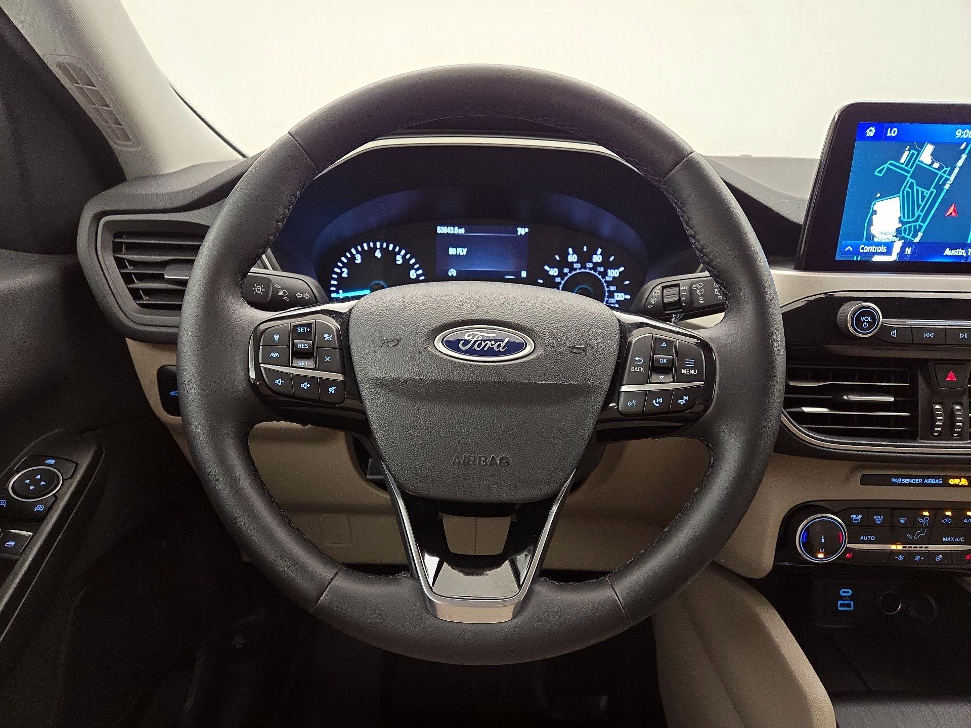 Thumbnail: 2022 Ford Escape - 10