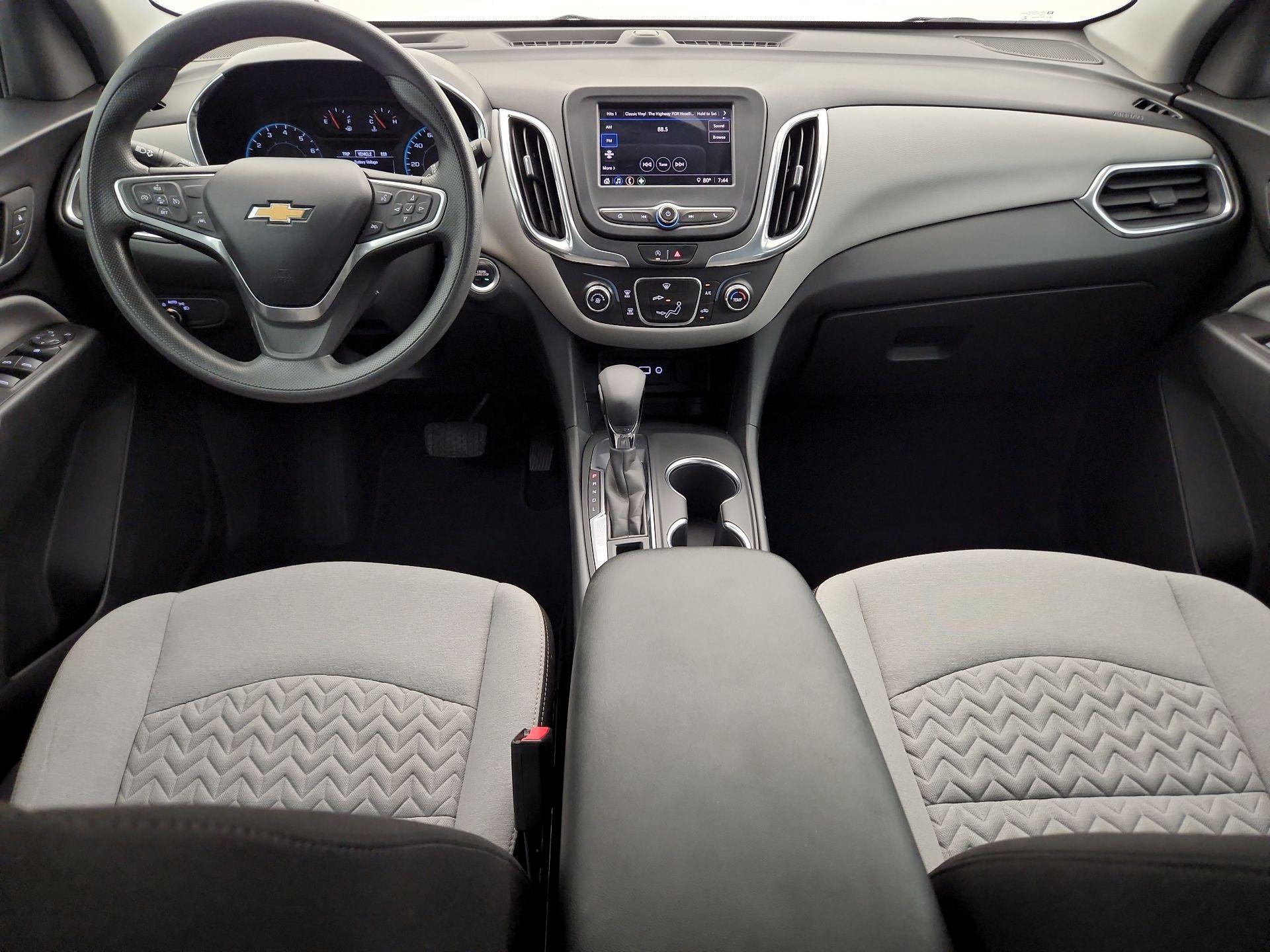 Thumbnail: 2022 Chevrolet Equinox - 9