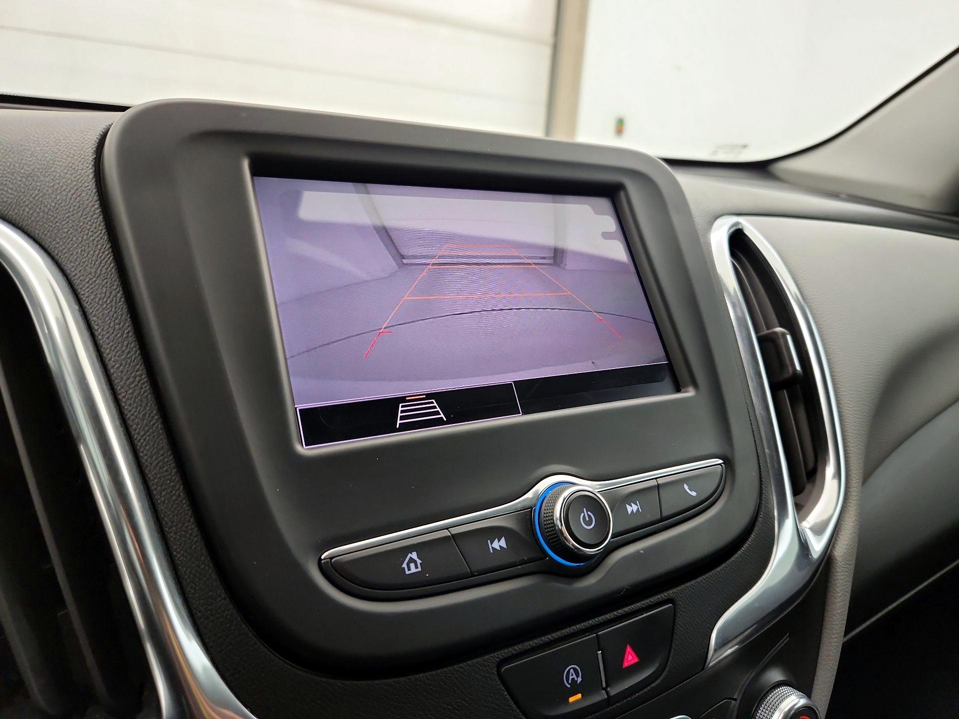 Thumbnail: 2022 Chevrolet Equinox - 14