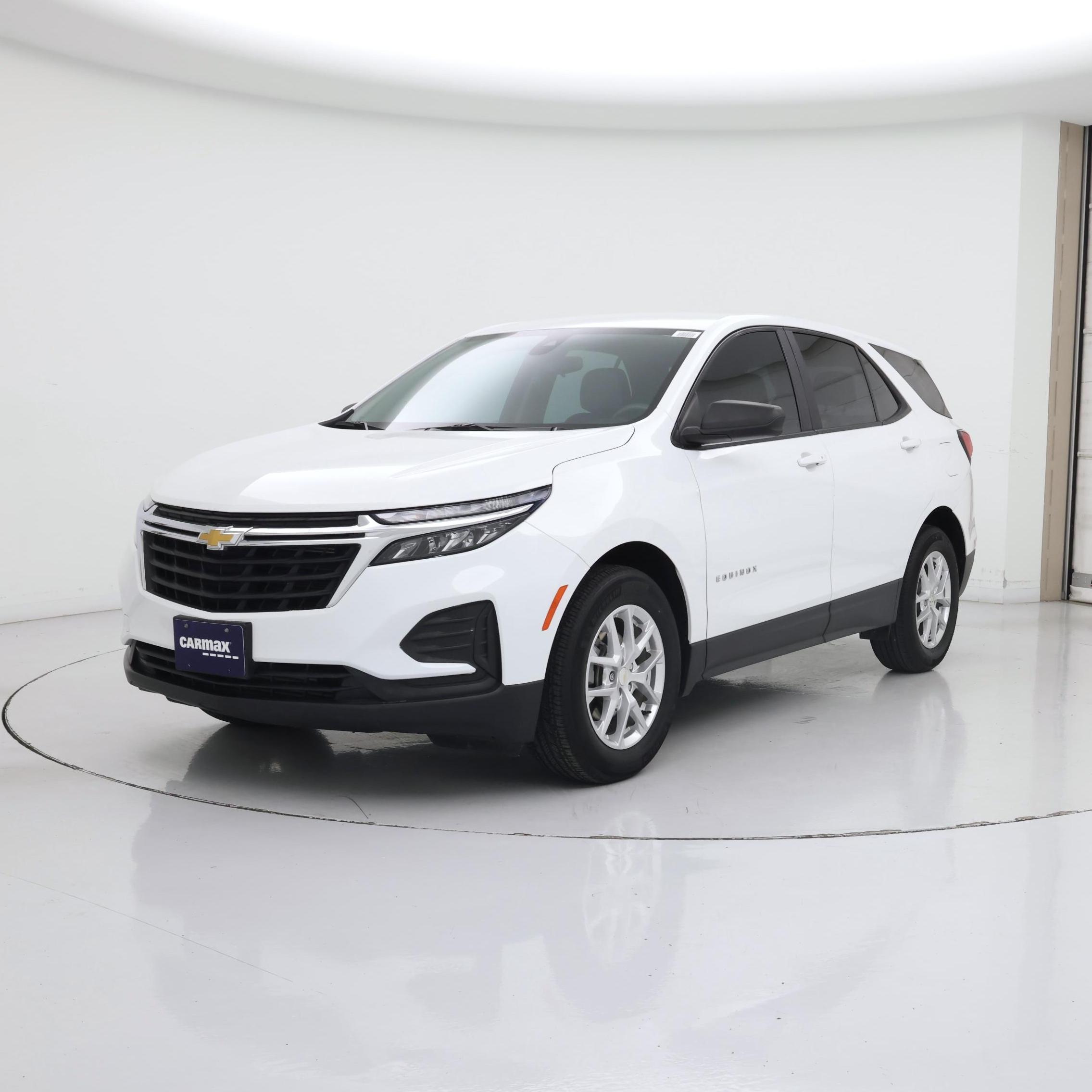 Thumbnail: 2022 Chevrolet Equinox - 4
