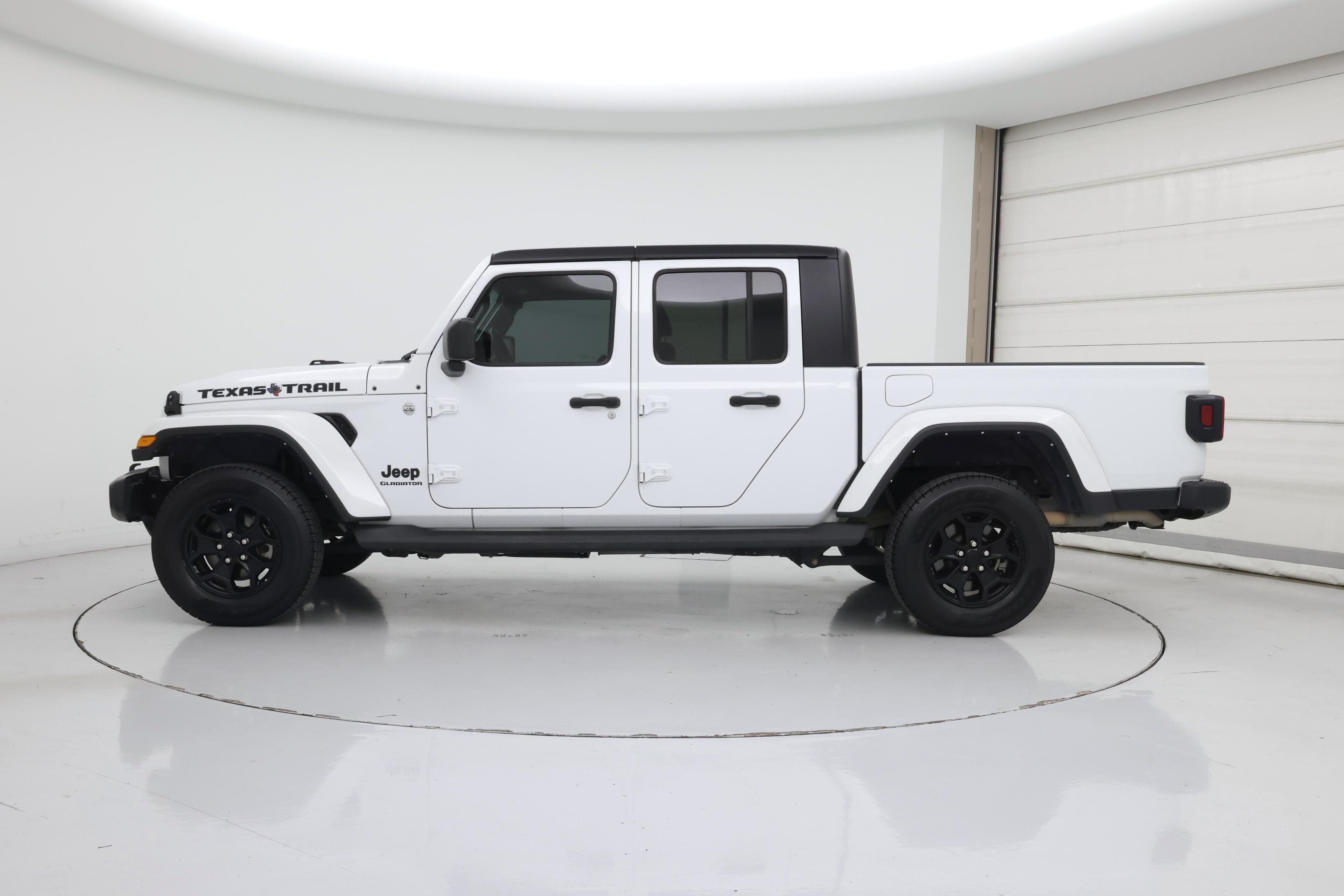 Thumbnail: 2022 Jeep Gladiator - 3