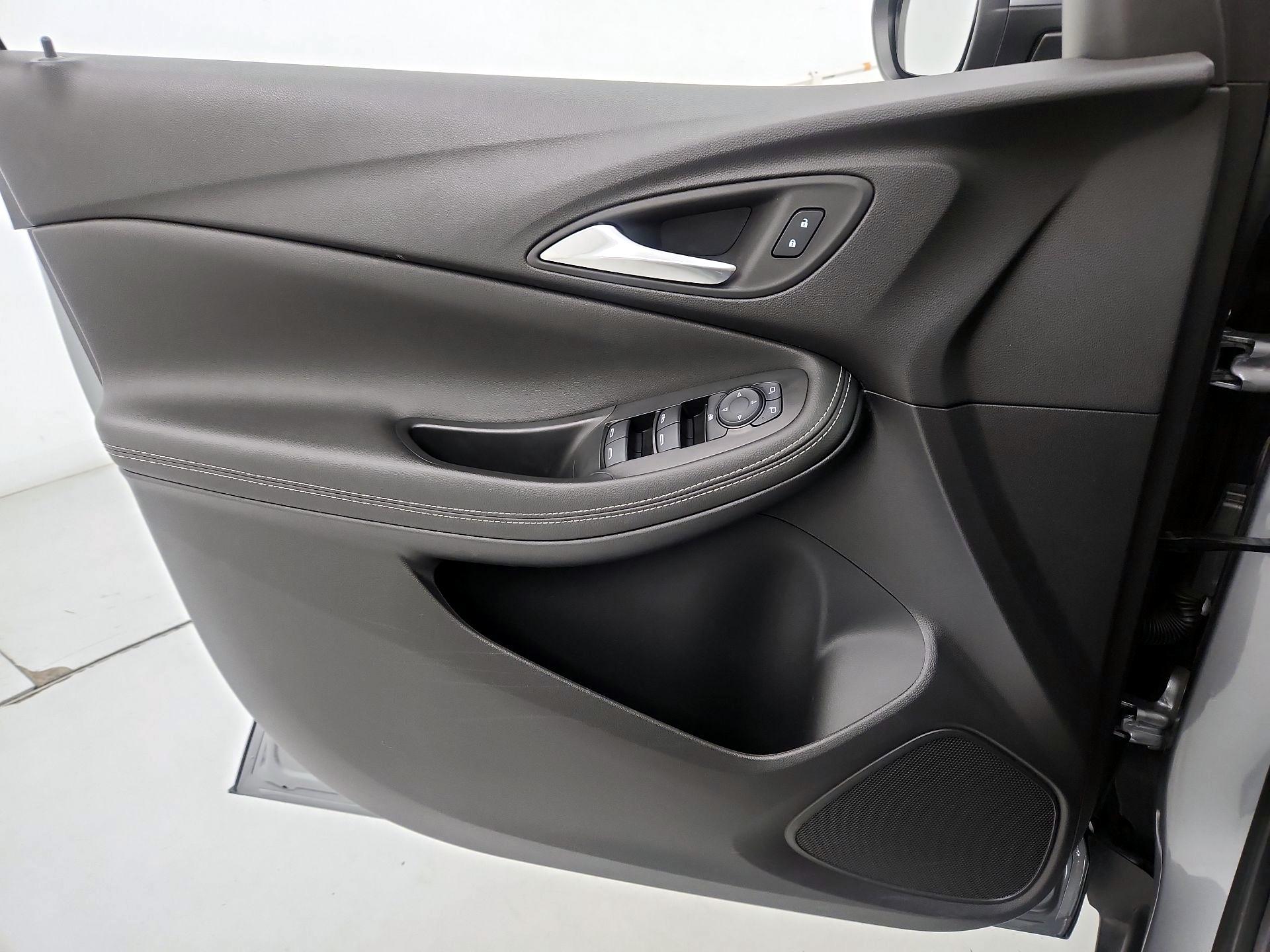 Thumbnail: 2025 Buick Encore GX - 12