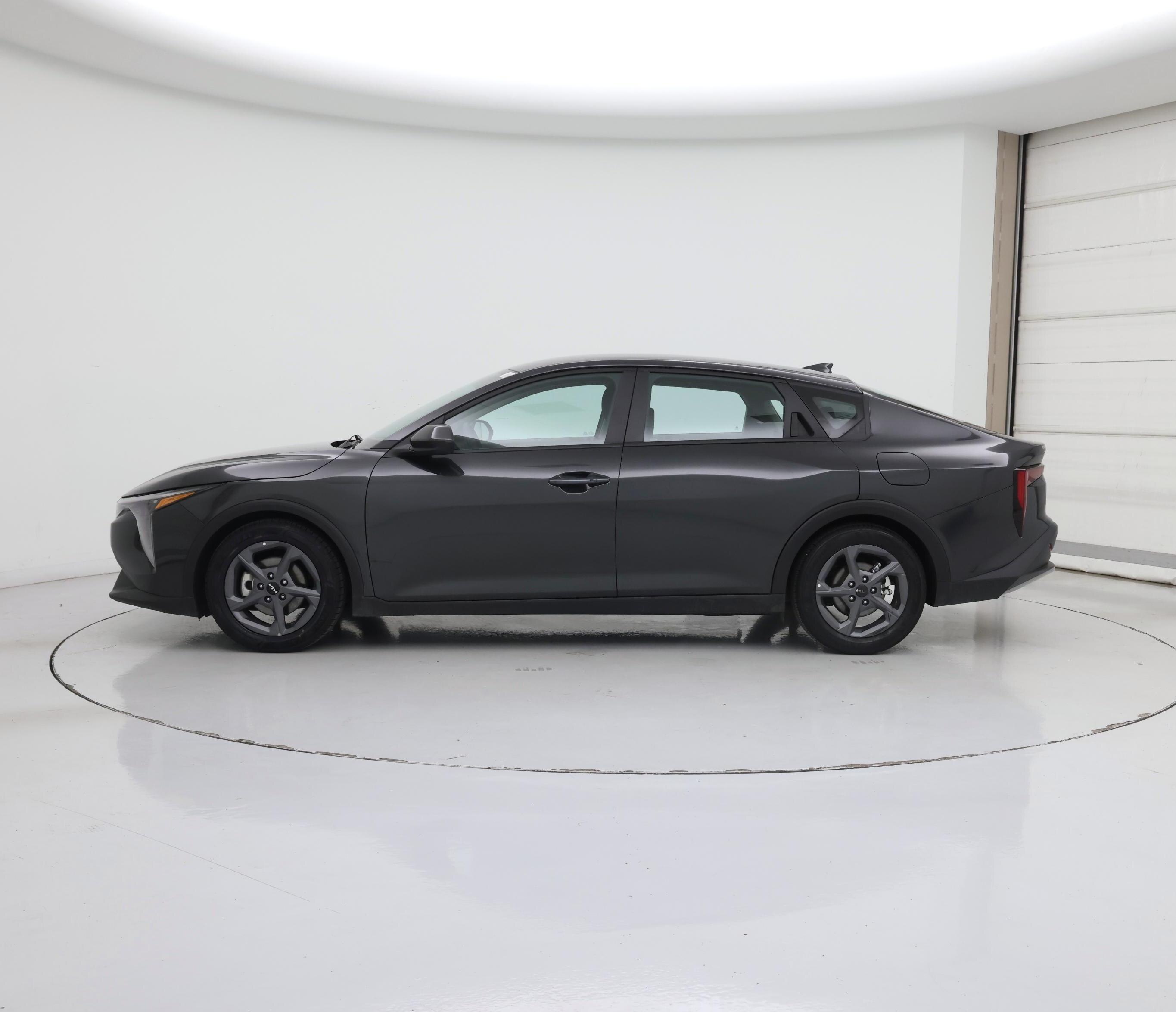 Thumbnail: 2025 Kia K4 - 3