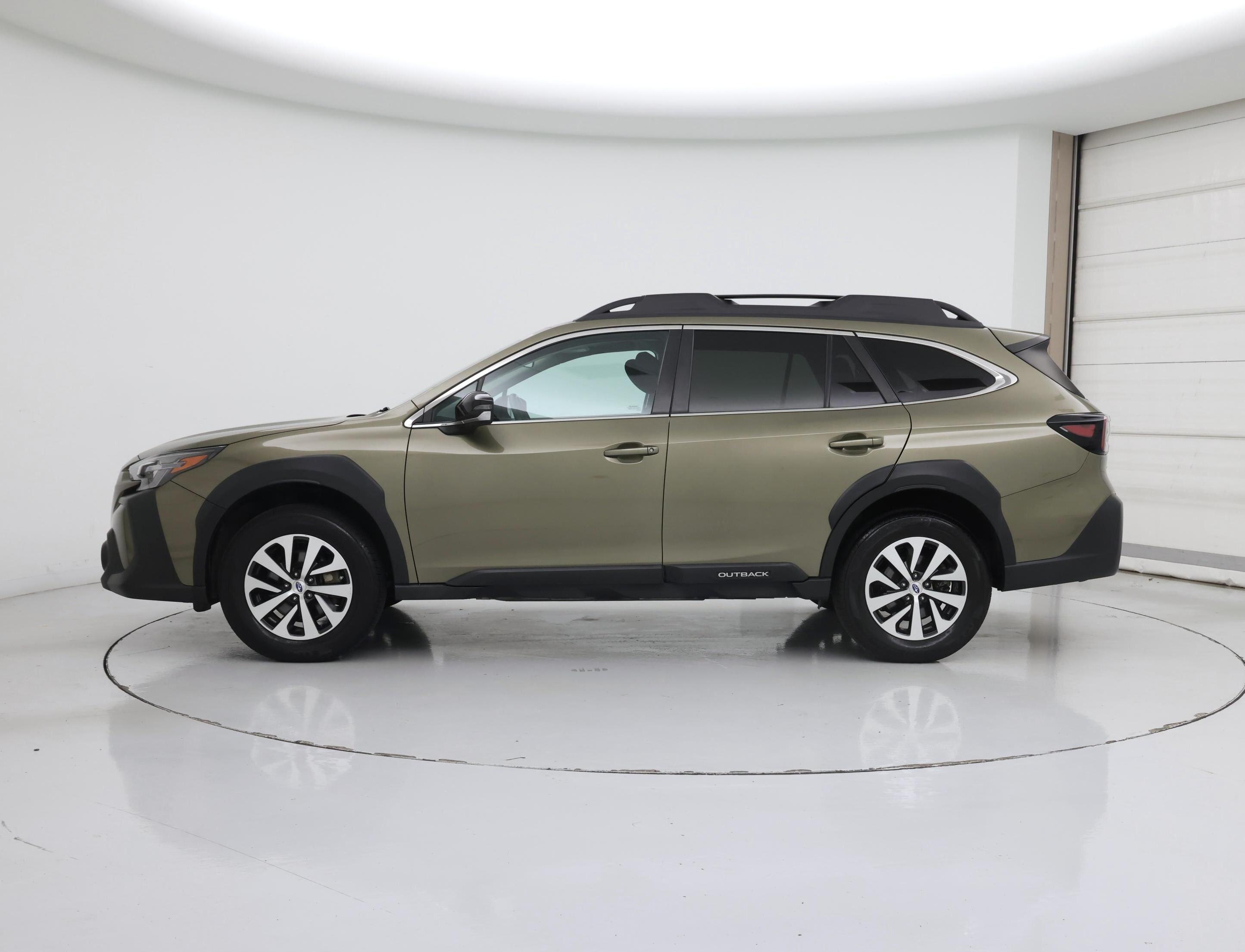 Thumbnail: 2023 Subaru Outback - 3