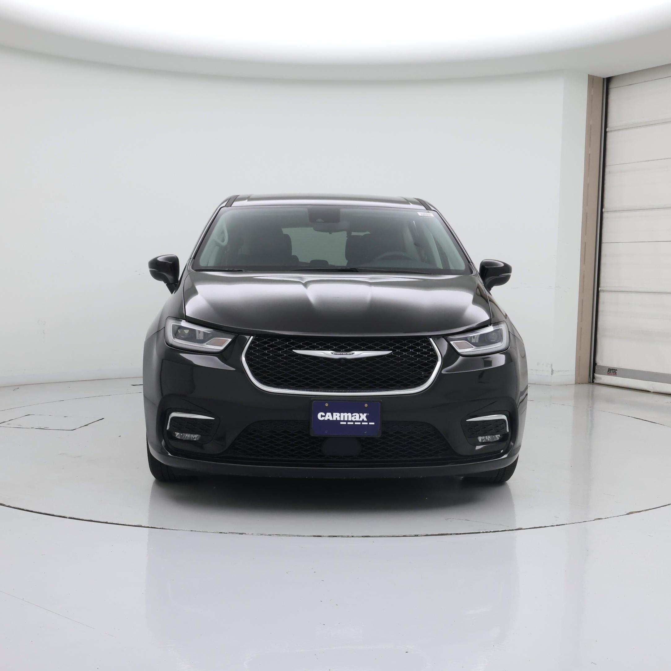 Thumbnail: 2023 Chrysler Pacifica - 5