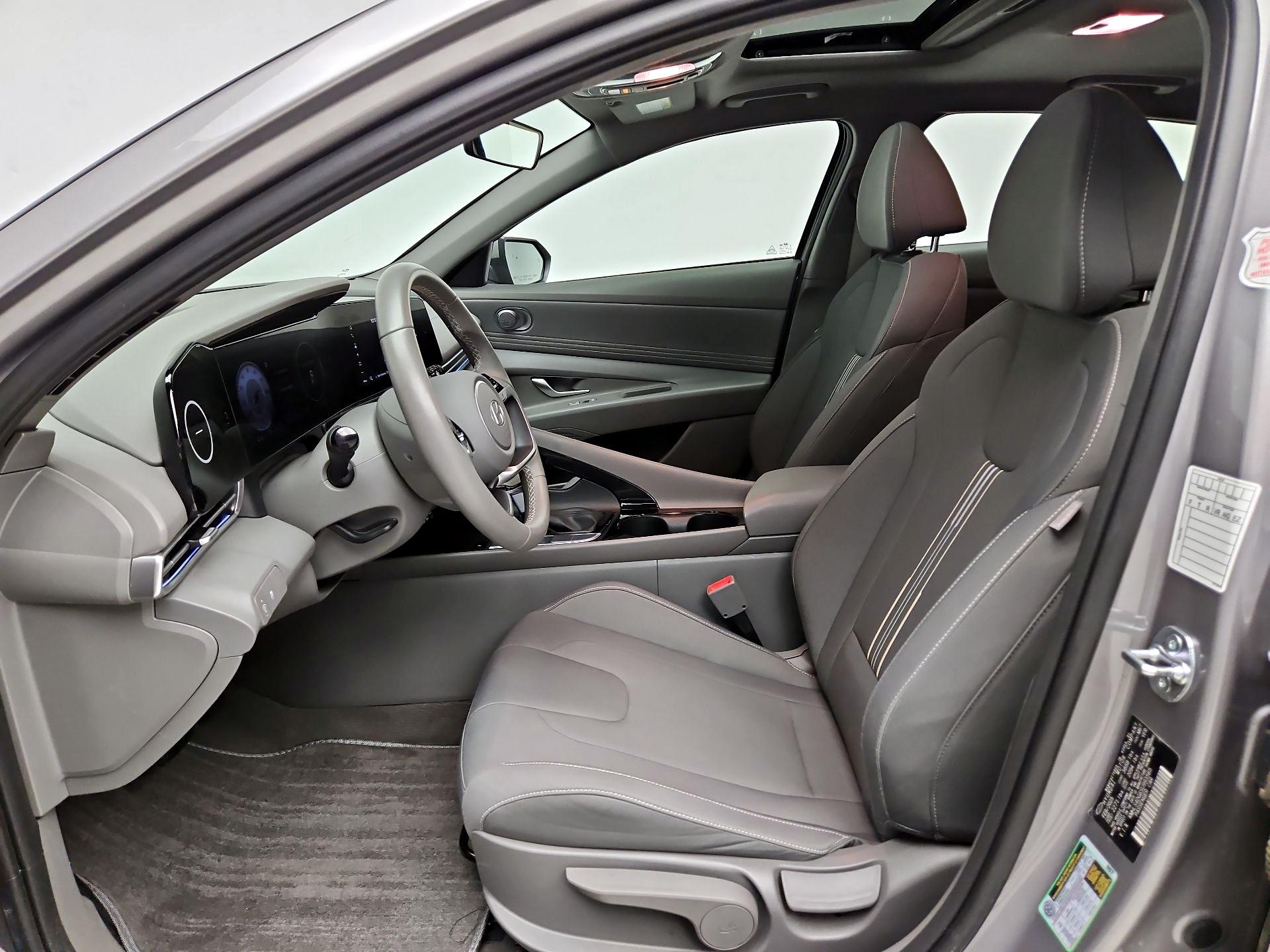 Thumbnail: 2025 Hyundai Elantra - 11