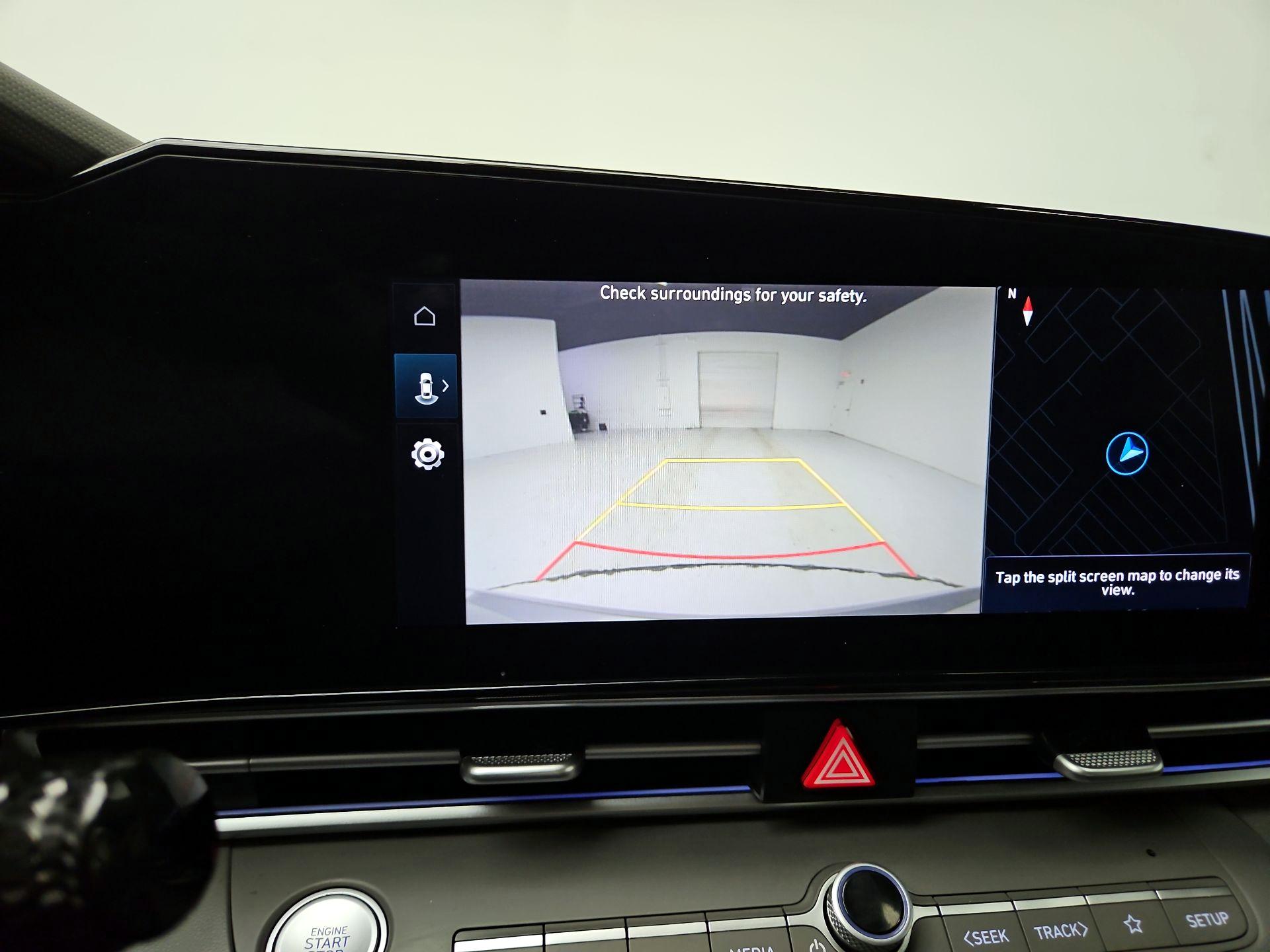 Thumbnail: 2025 Hyundai Elantra - 15