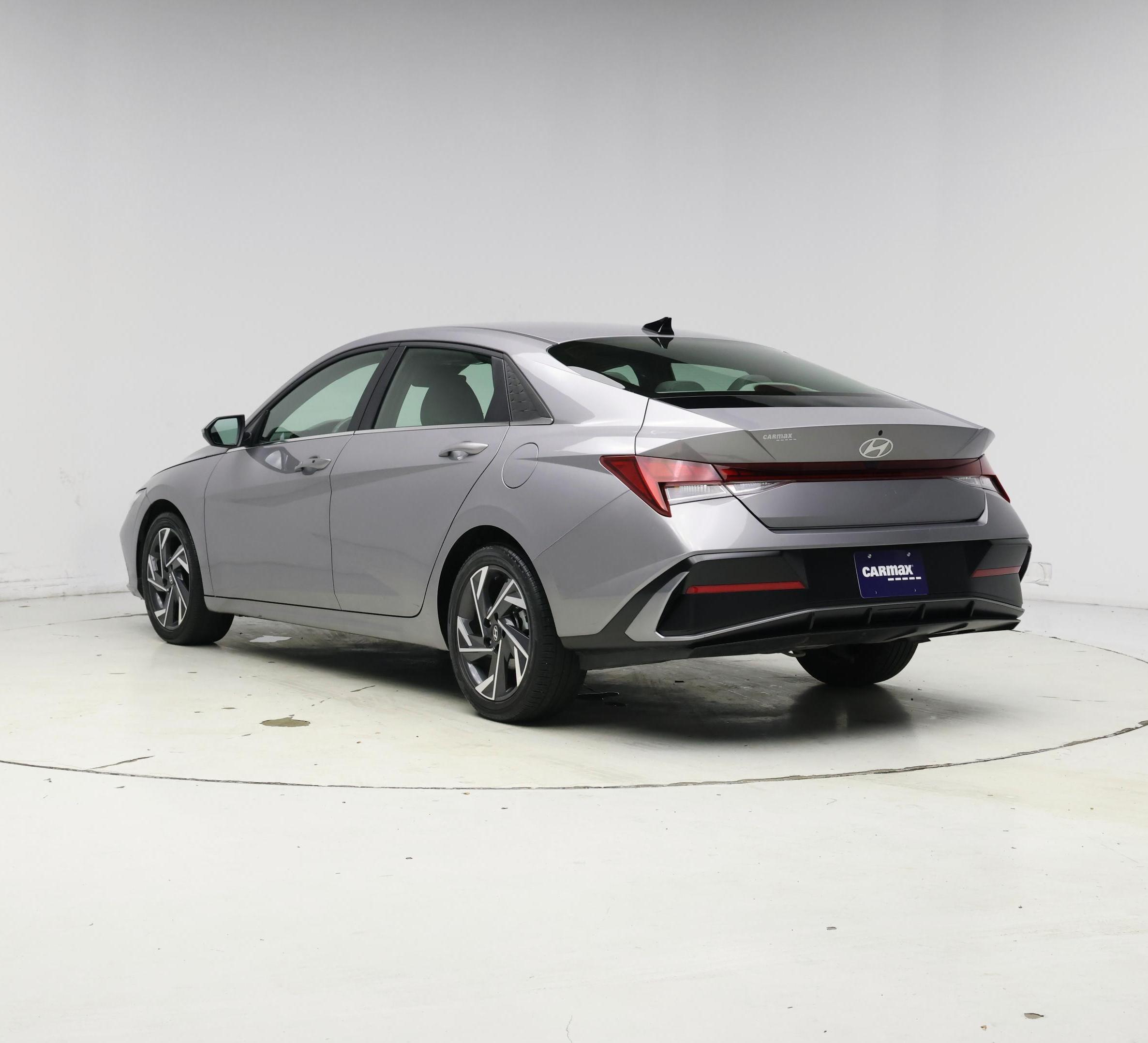 Thumbnail: 2025 Hyundai Elantra - 2