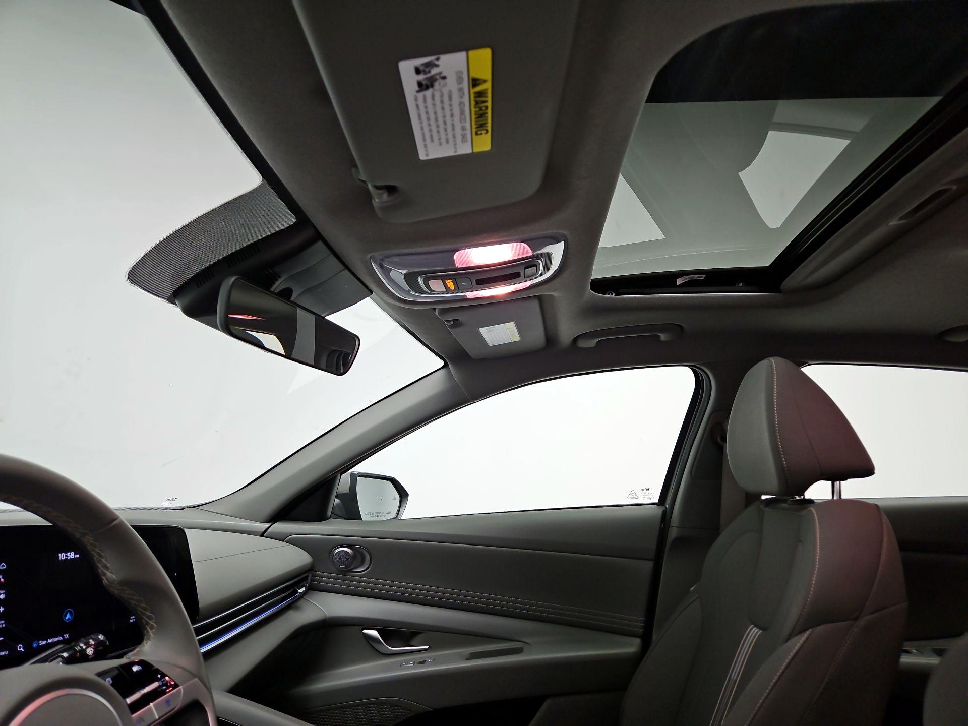 Thumbnail: 2025 Hyundai Elantra - 20