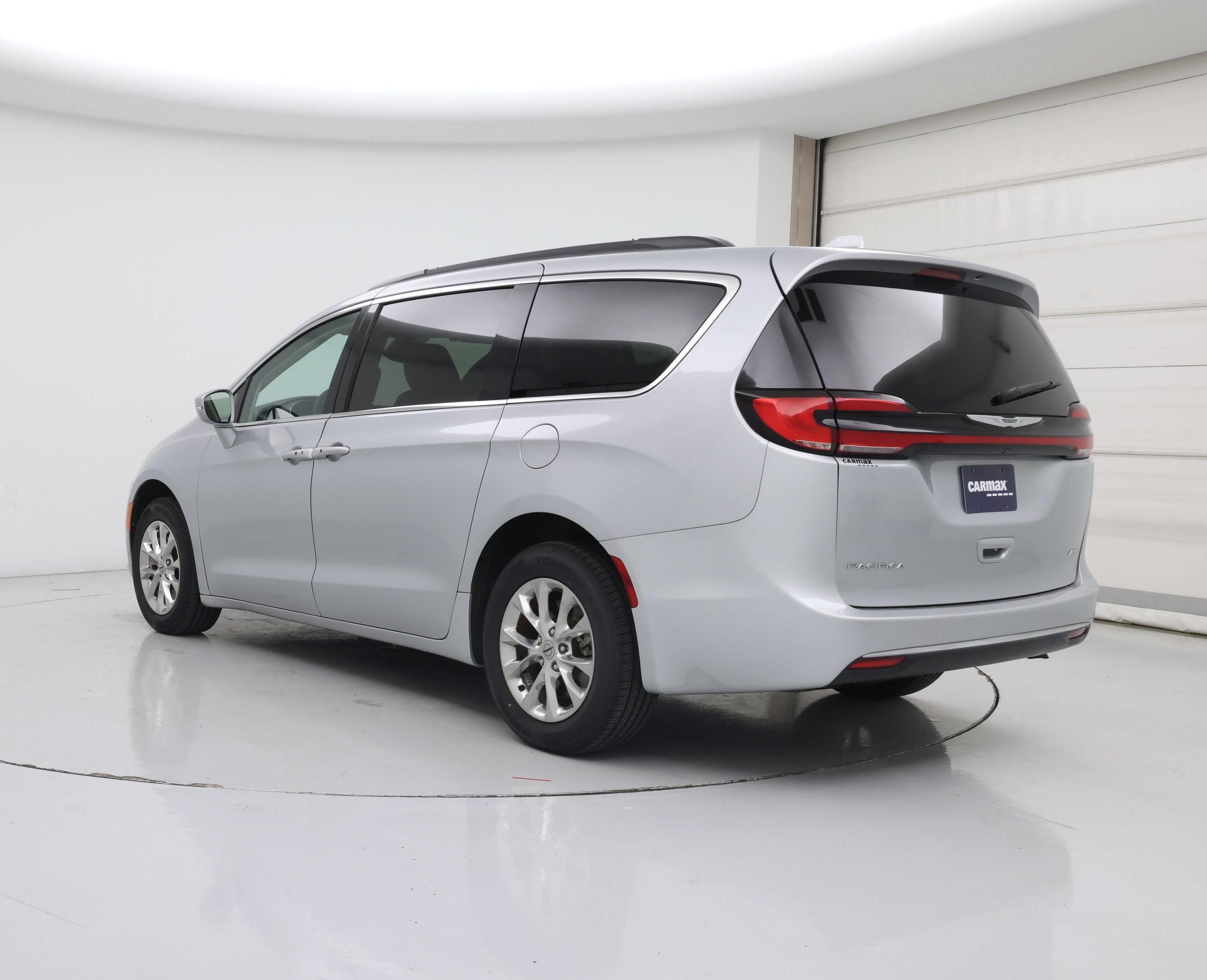 Thumbnail: 2022 Chrysler Pacifica - 2