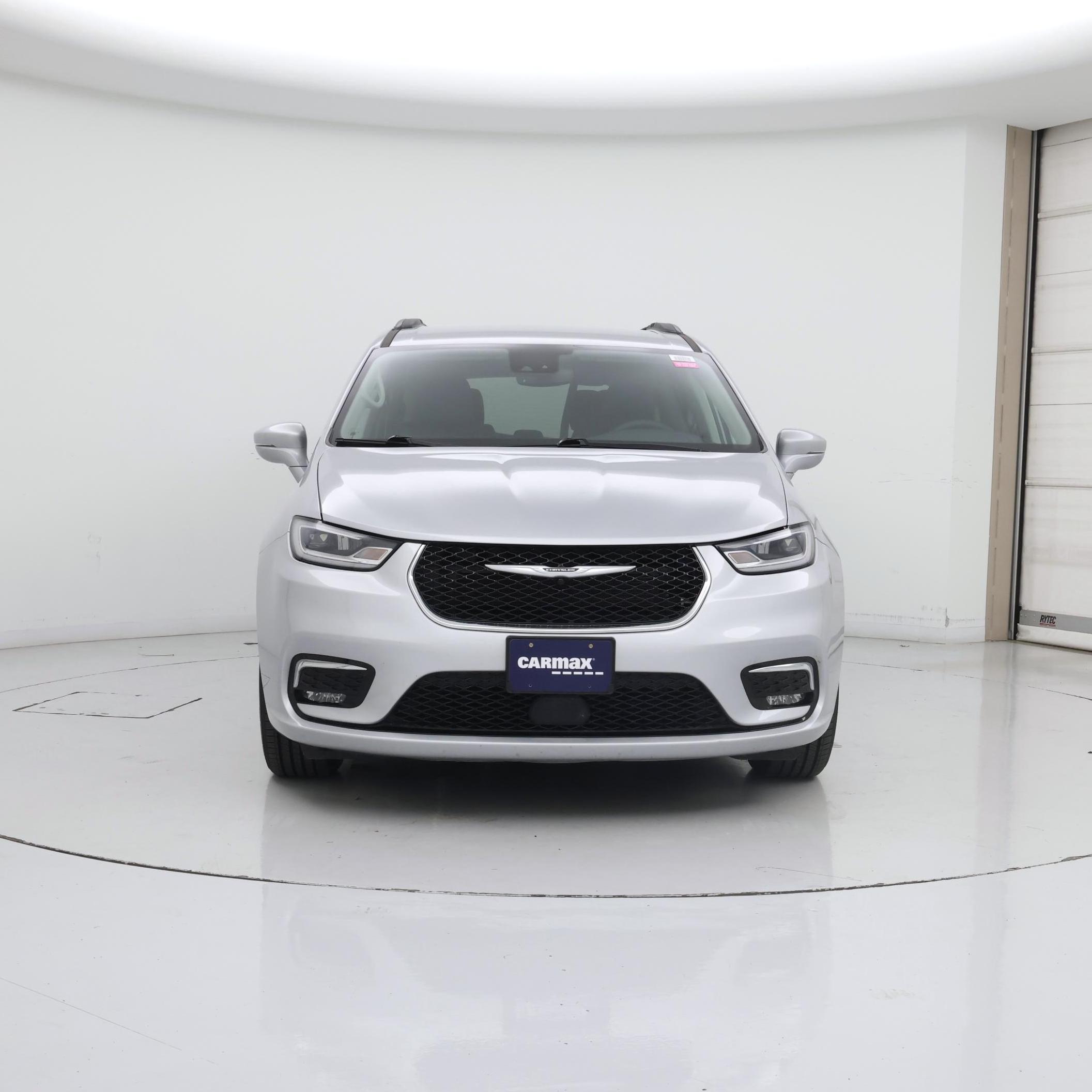 Thumbnail: 2022 Chrysler Pacifica - 5