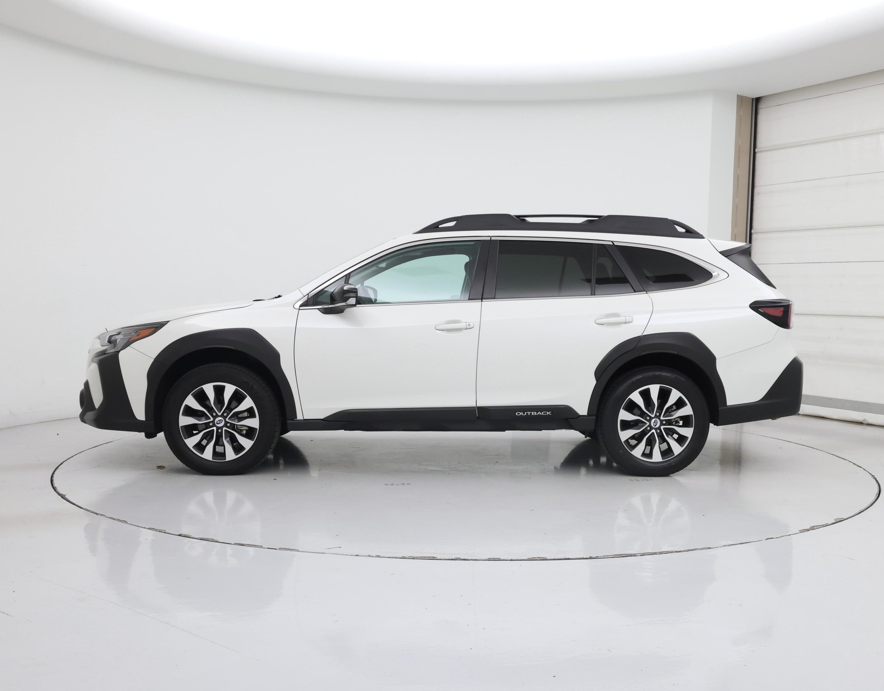 Thumbnail: 2023 Subaru Outback - 3
