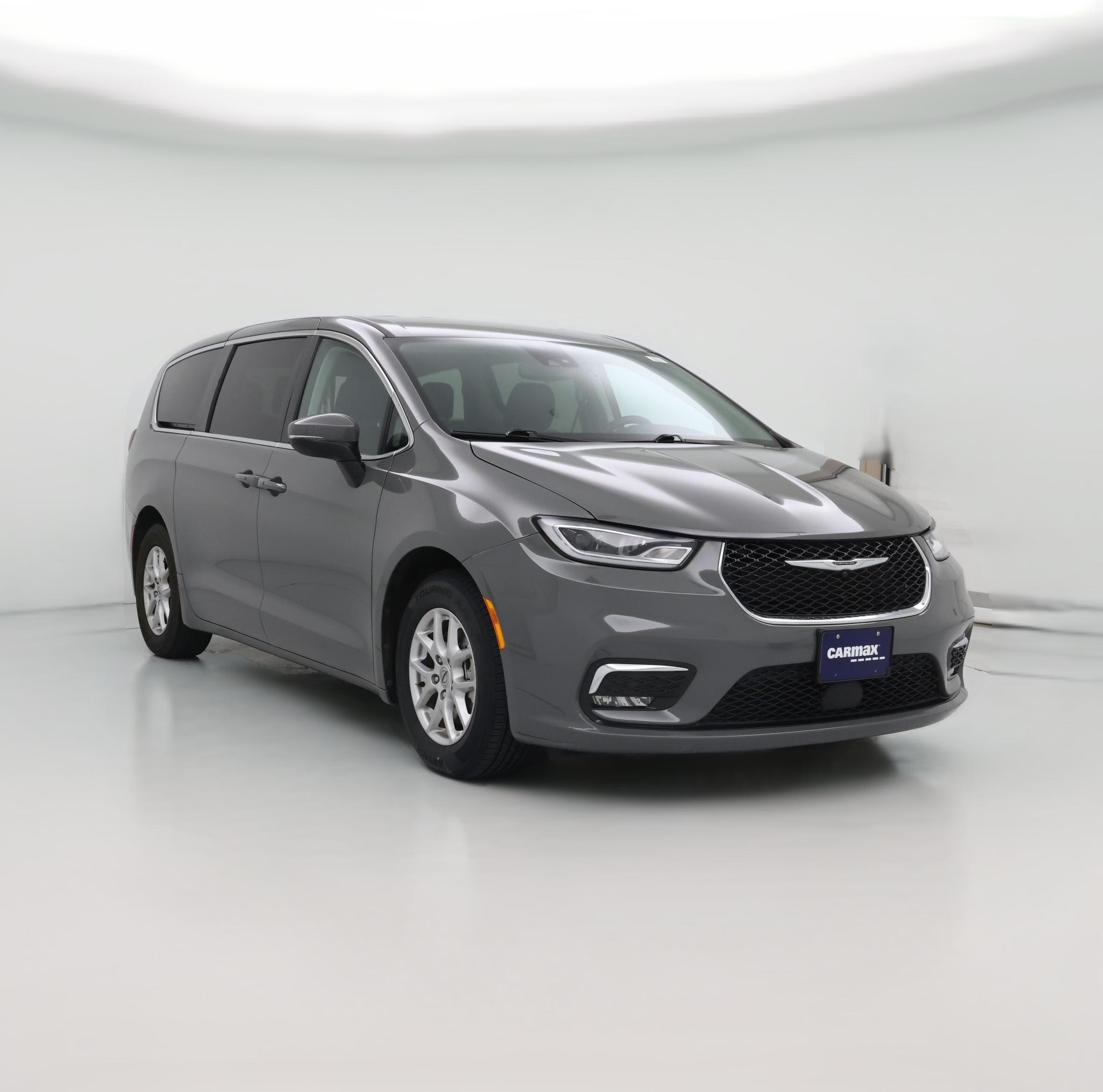 Thumbnail: 2023 Chrysler Pacifica - 1
