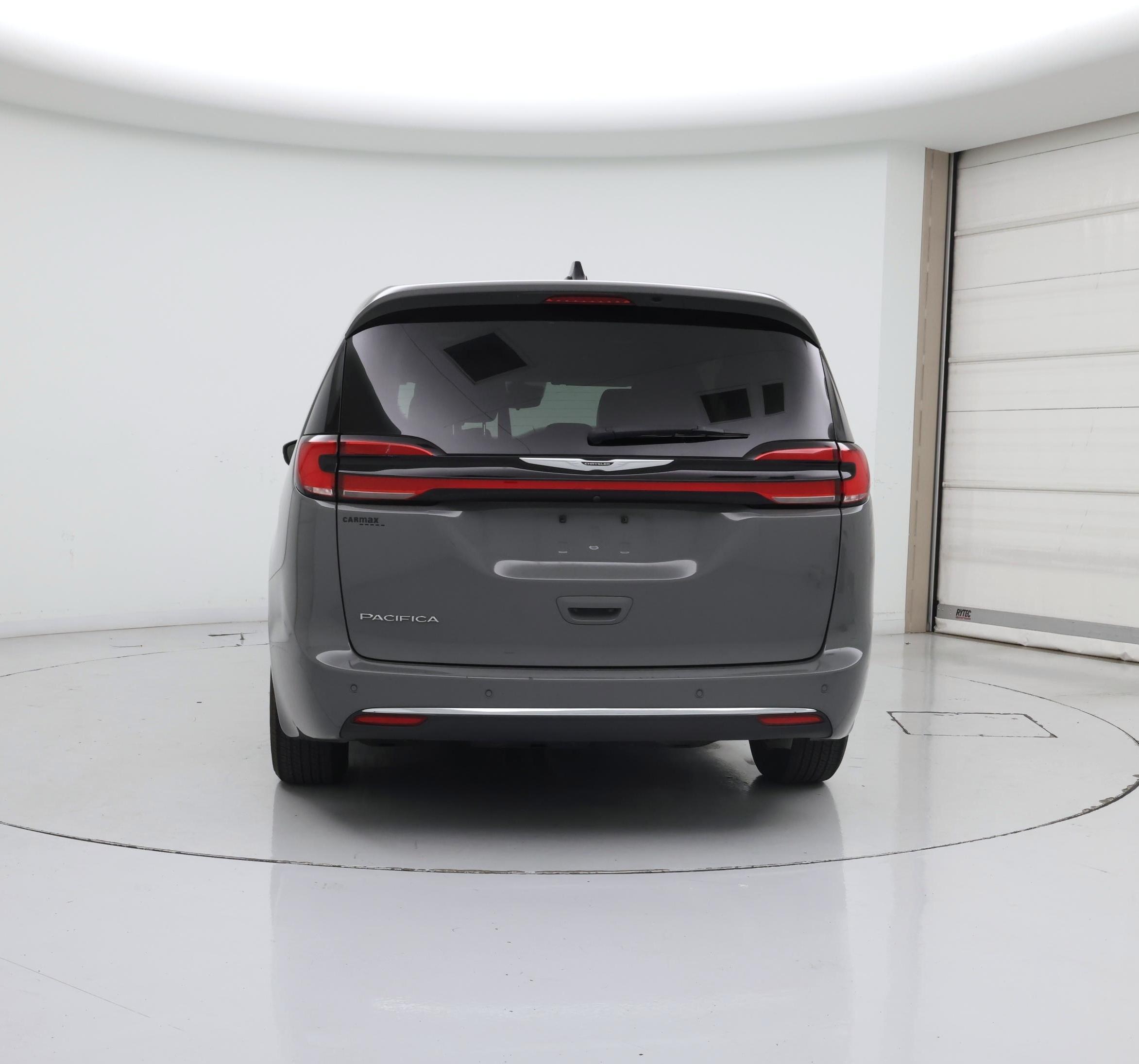 Thumbnail: 2023 Chrysler Pacifica - 6