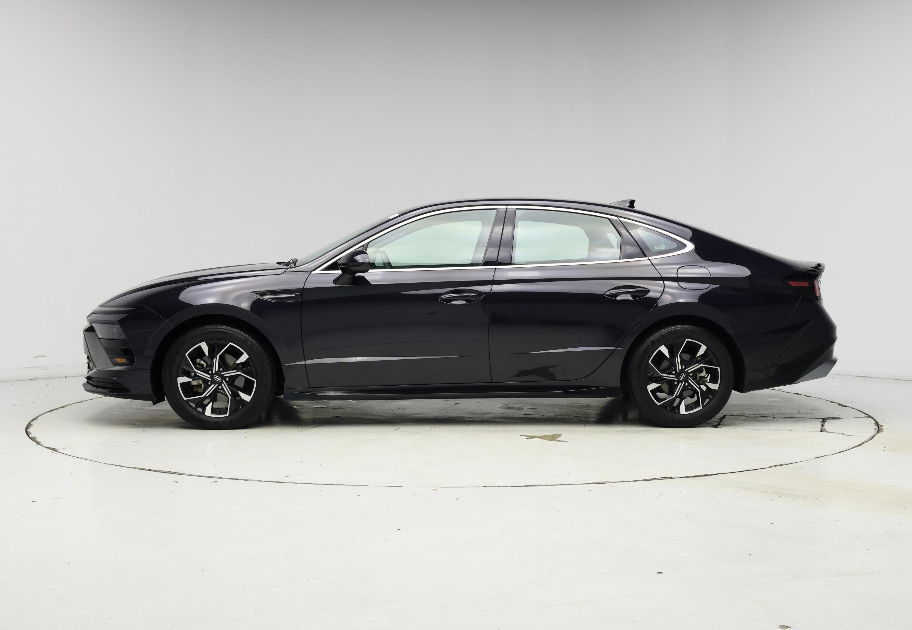 Thumbnail: 2025 Hyundai Sonata - 3