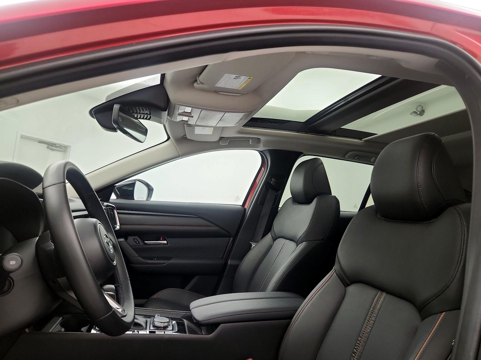 Thumbnail: 2025 Mazda CX-50 - 18