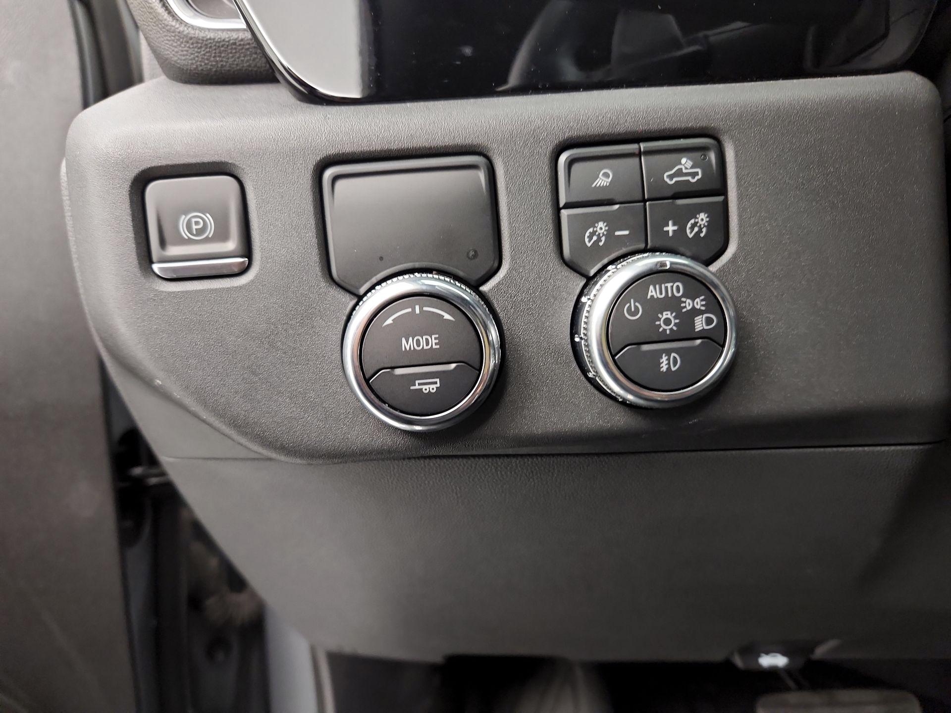 Thumbnail: 2024 GMC Sierra 1500 - 13