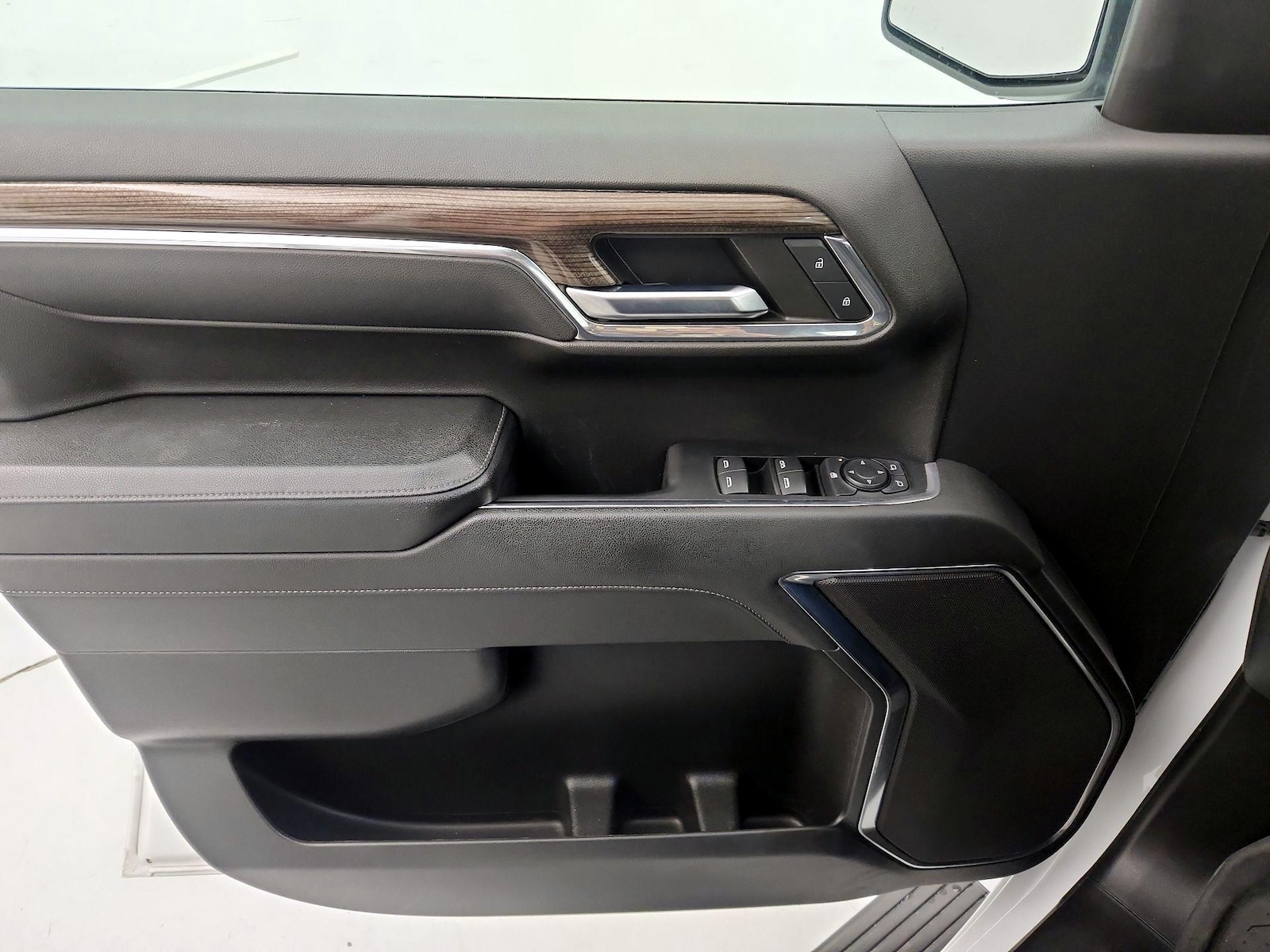 2023 Chevrolet Silverado 1500 LT - Photo 13