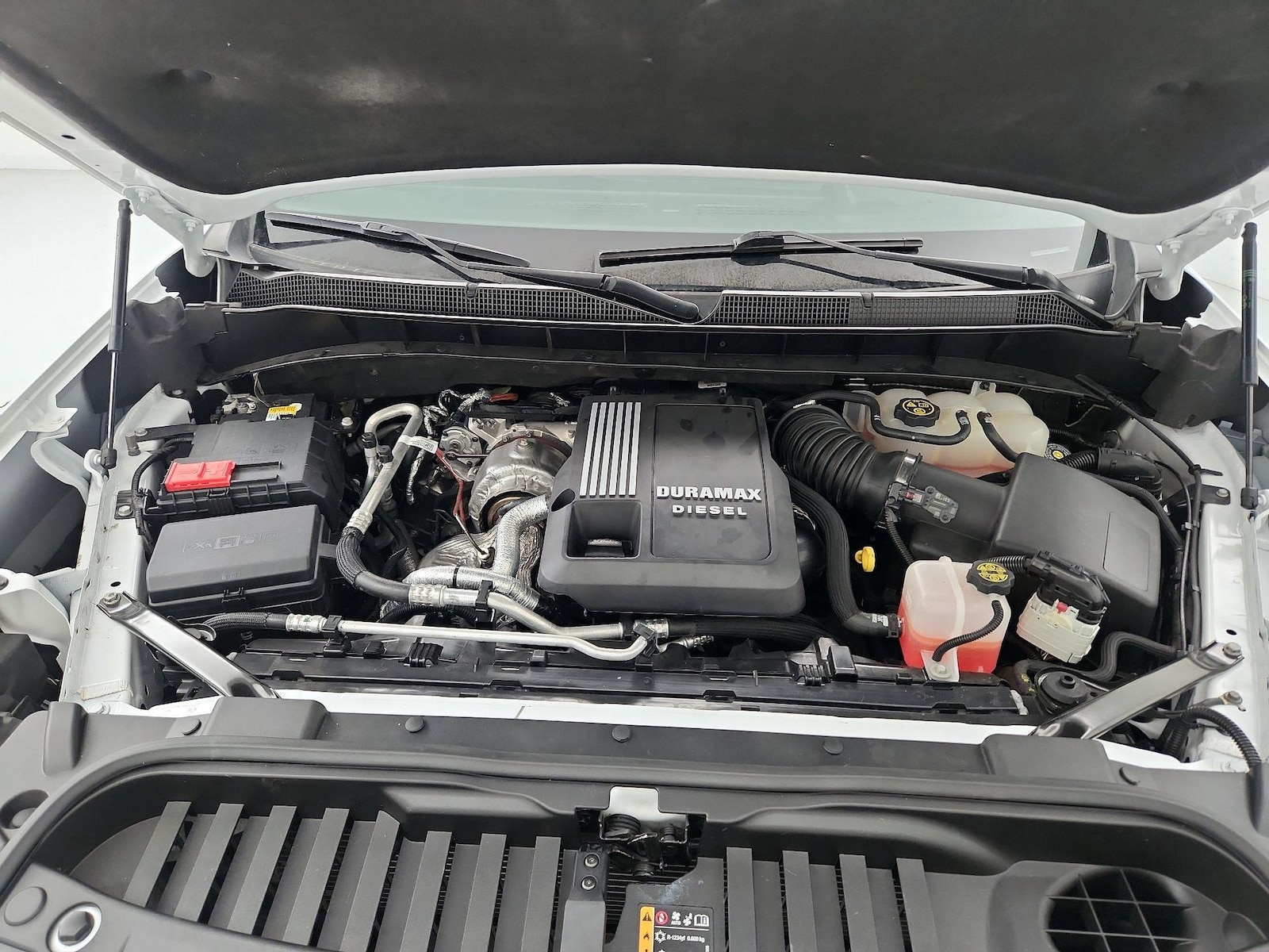 2023 Chevrolet Silverado 1500 LT - Photo 23